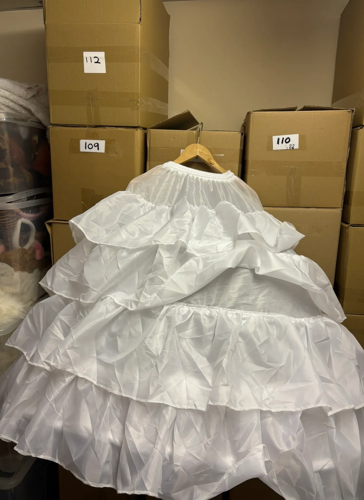 Dress Hoop- White ruffle design