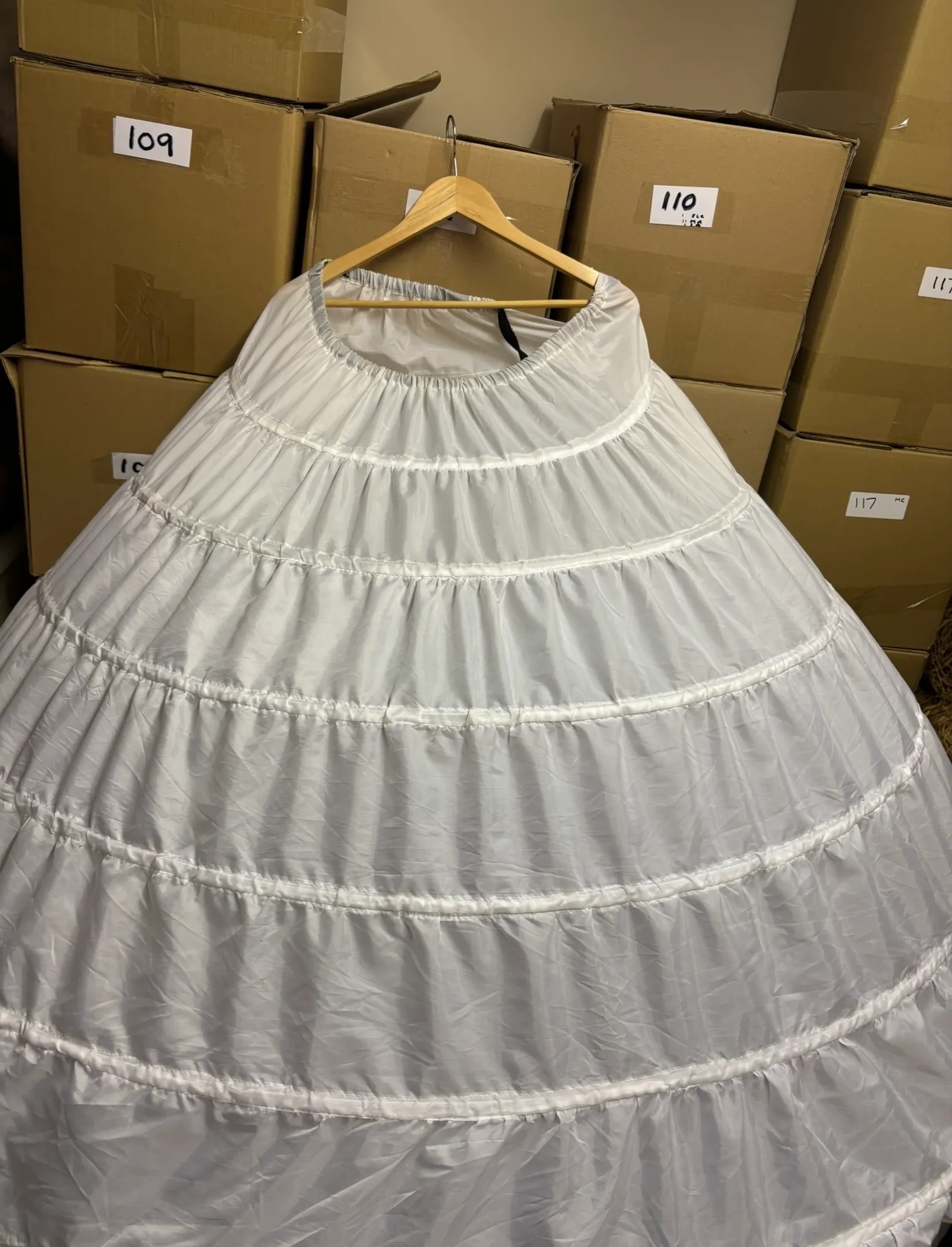 Dress hoop- White big hoop