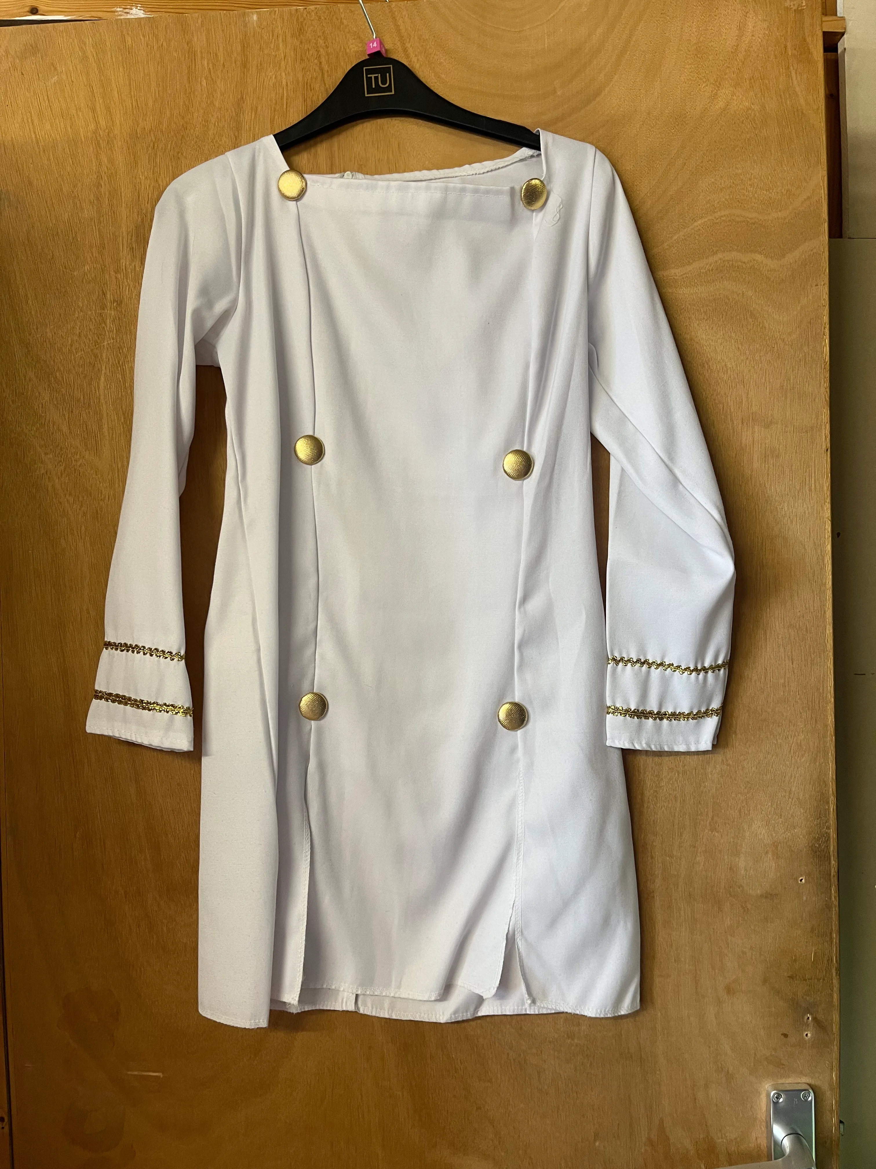 Character- White Jacket and hat