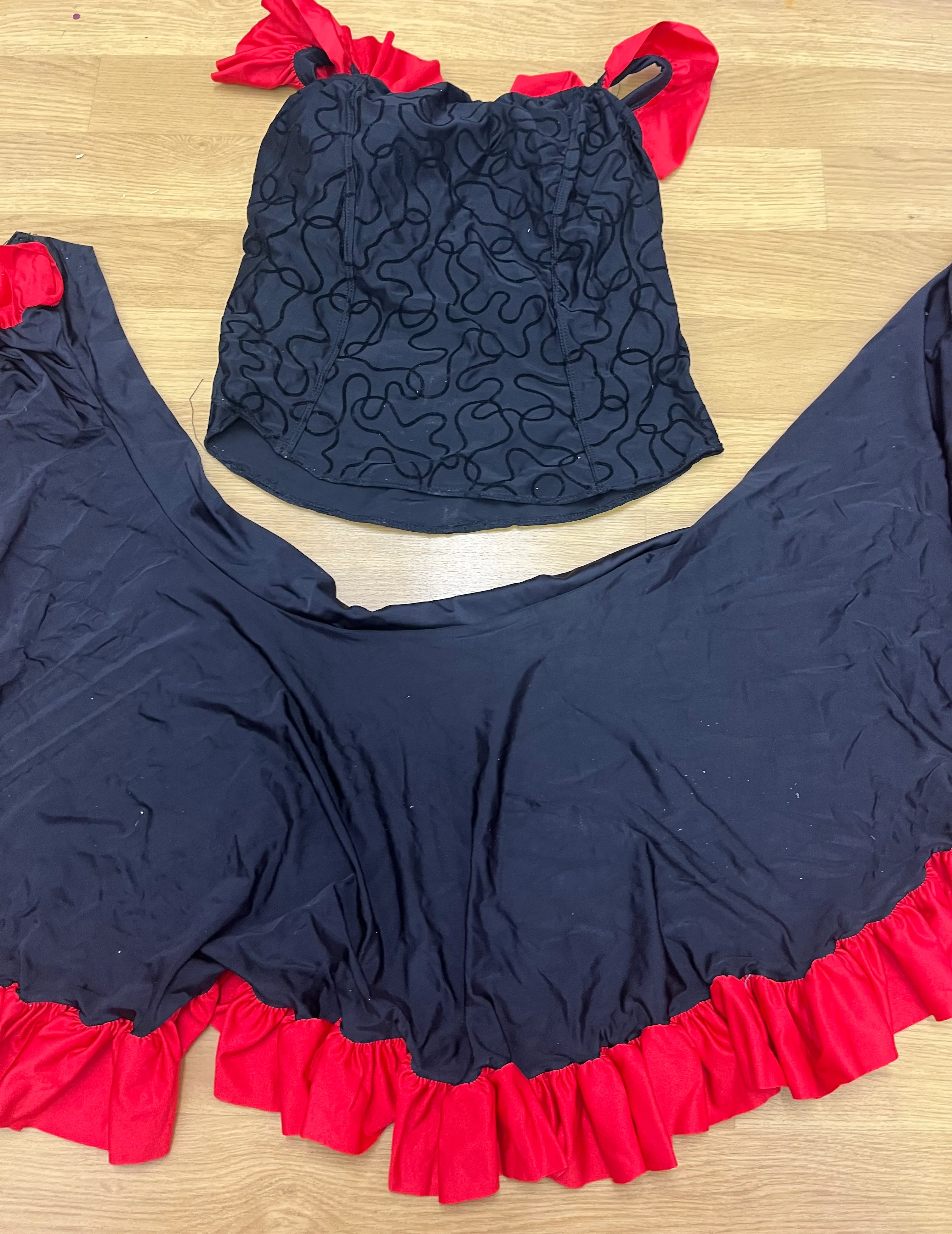 Skirt and top- Black and red