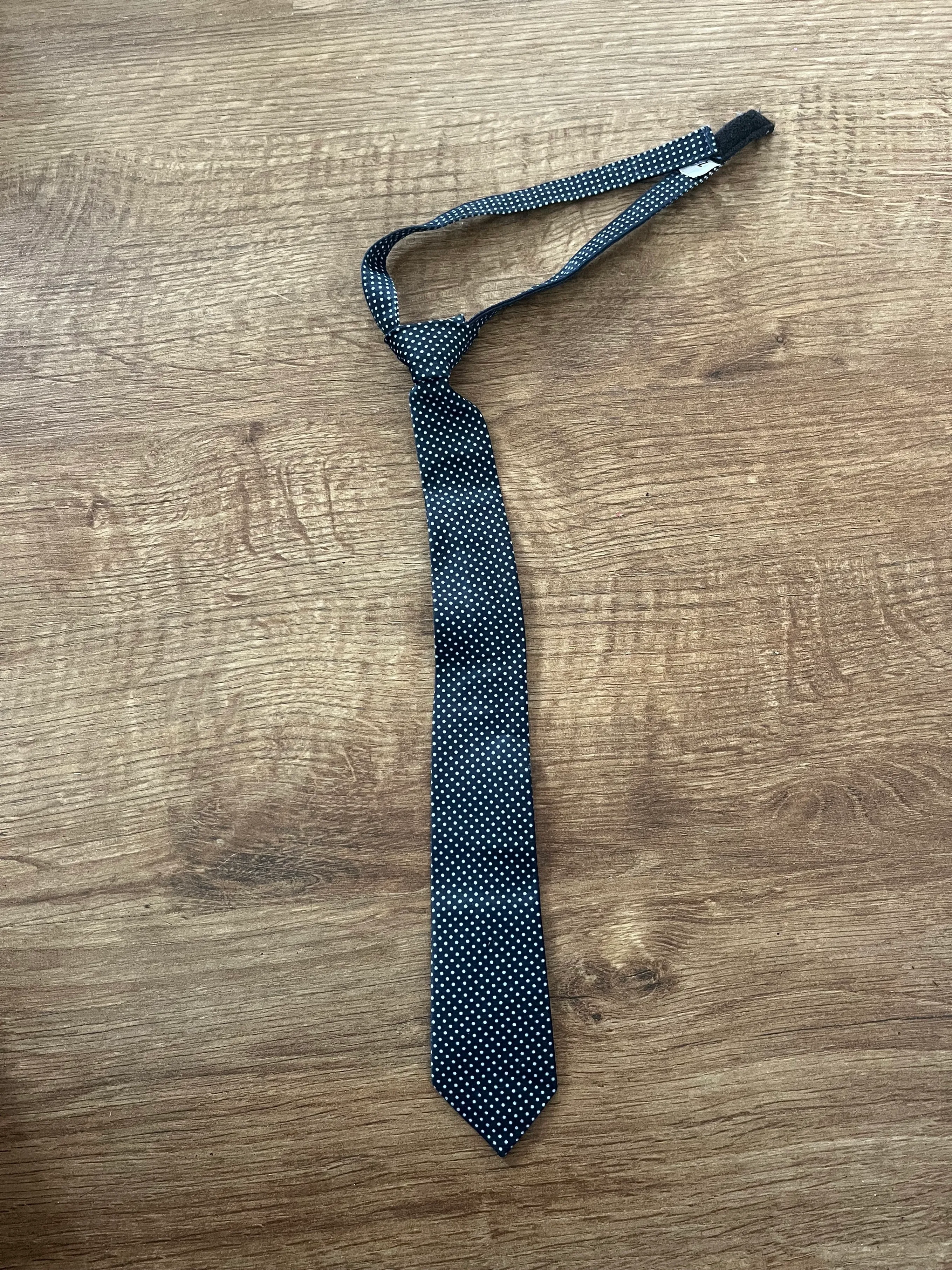 Tie- Navy spotty