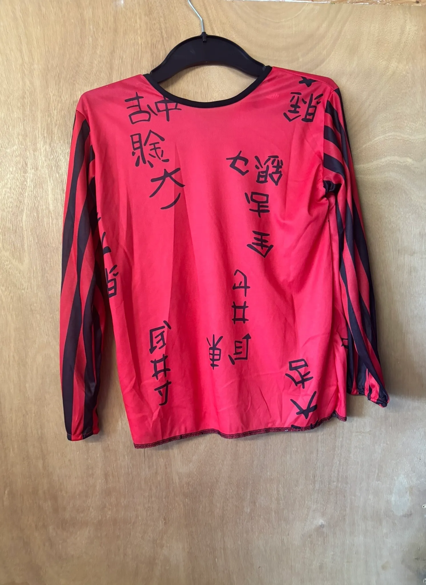 Top- Red and Black design