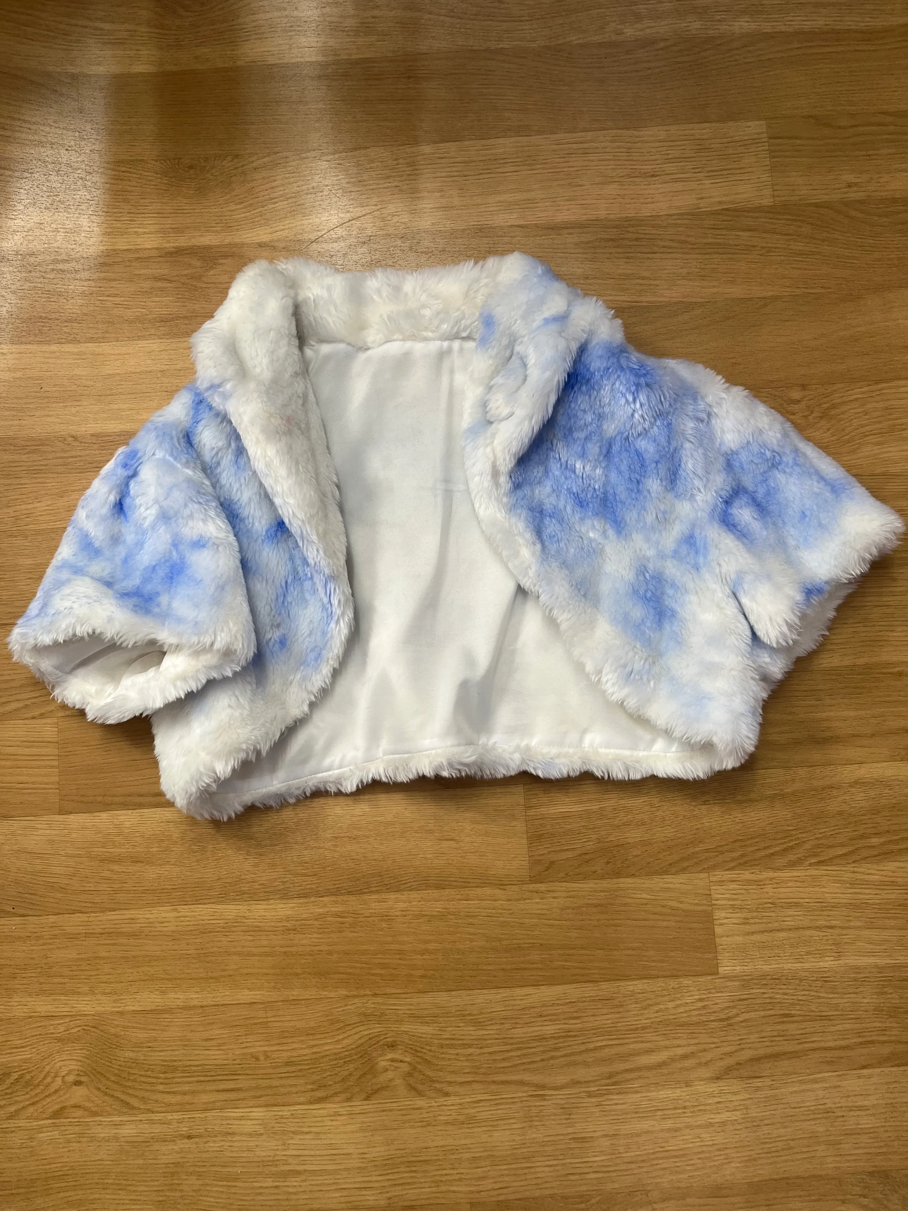 Fur coat- White and Blue