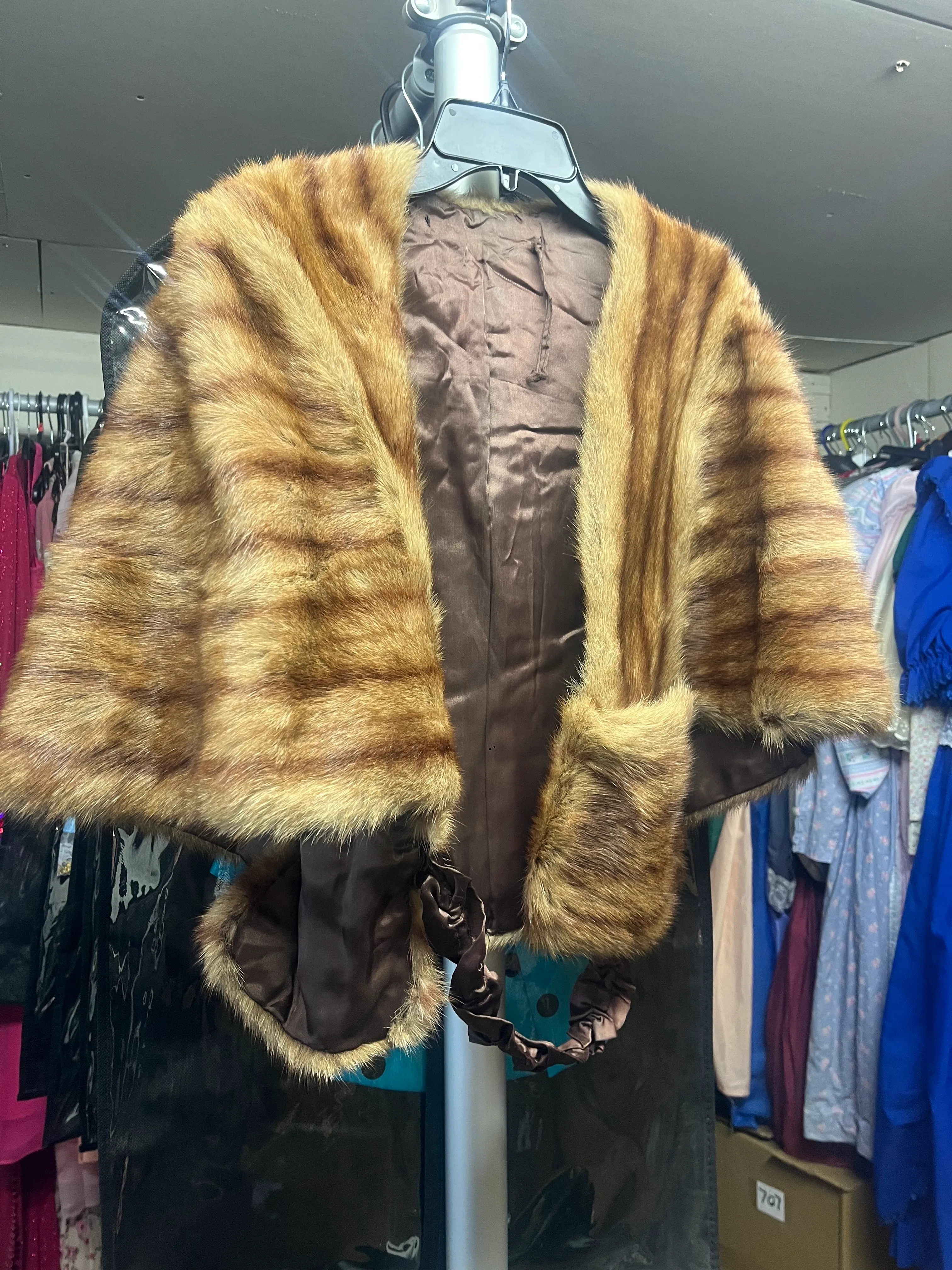 Shawl- Brown Furr