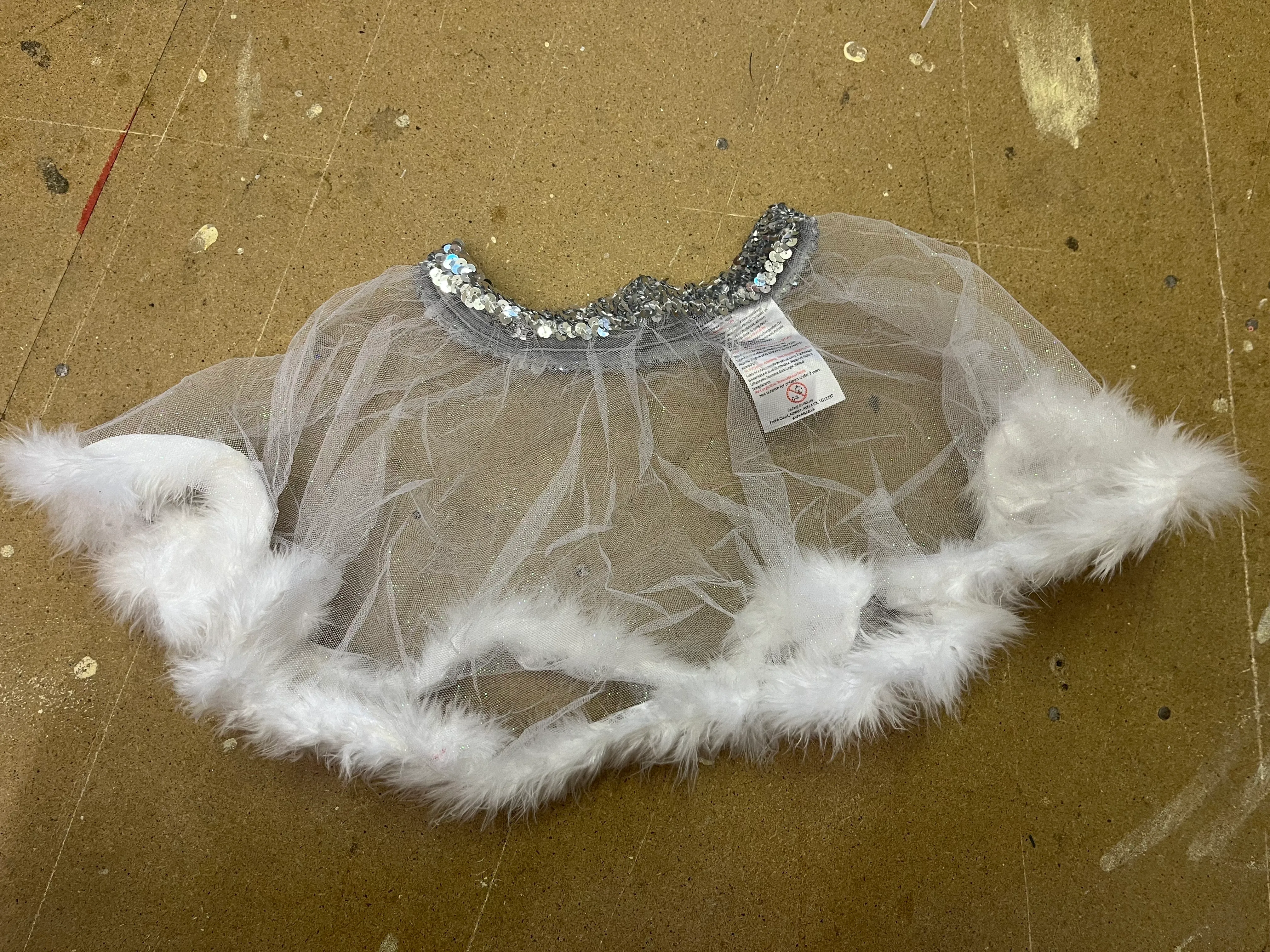 Skirt- white and silver net