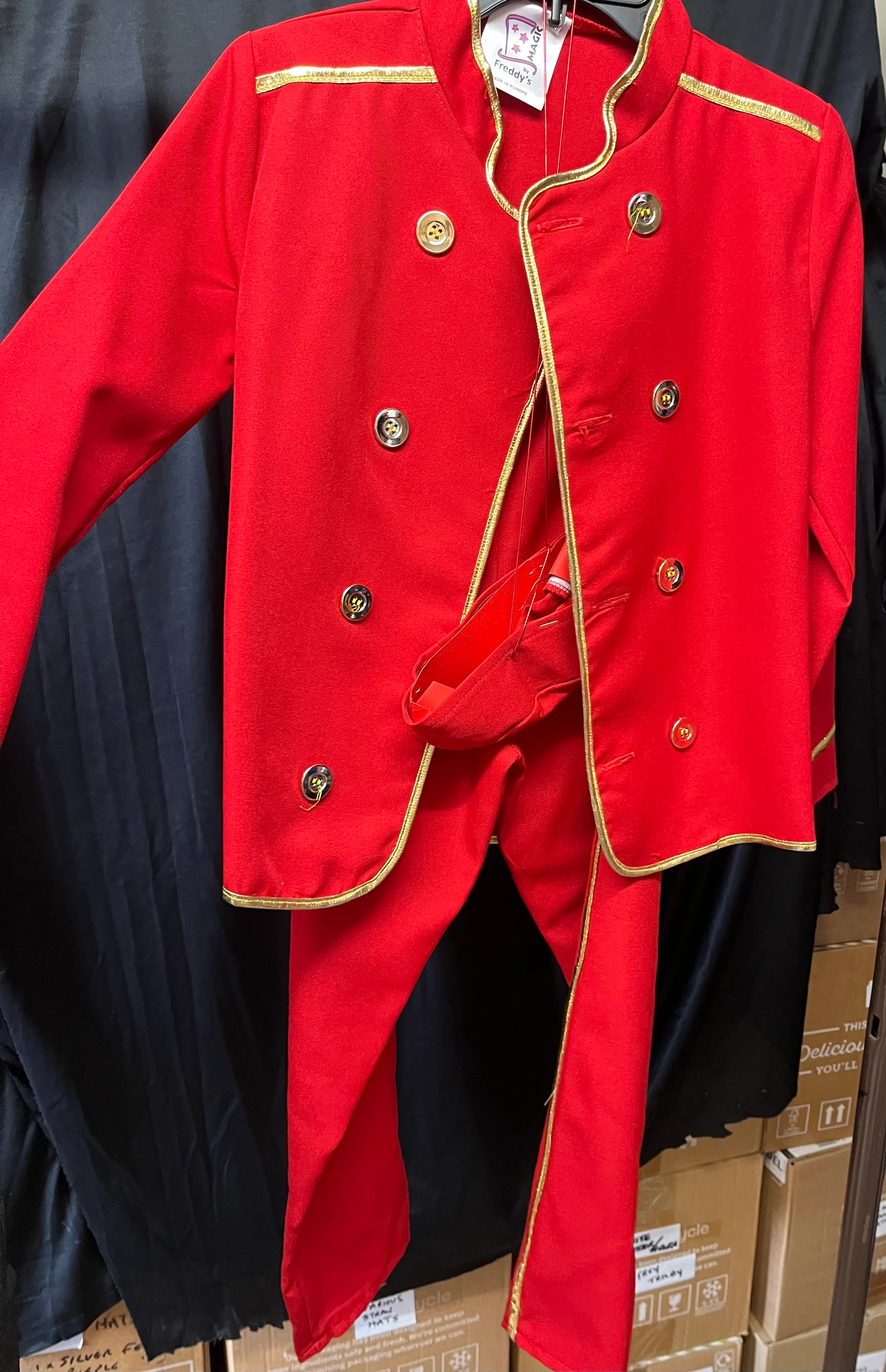 Character- Soldier red and gold