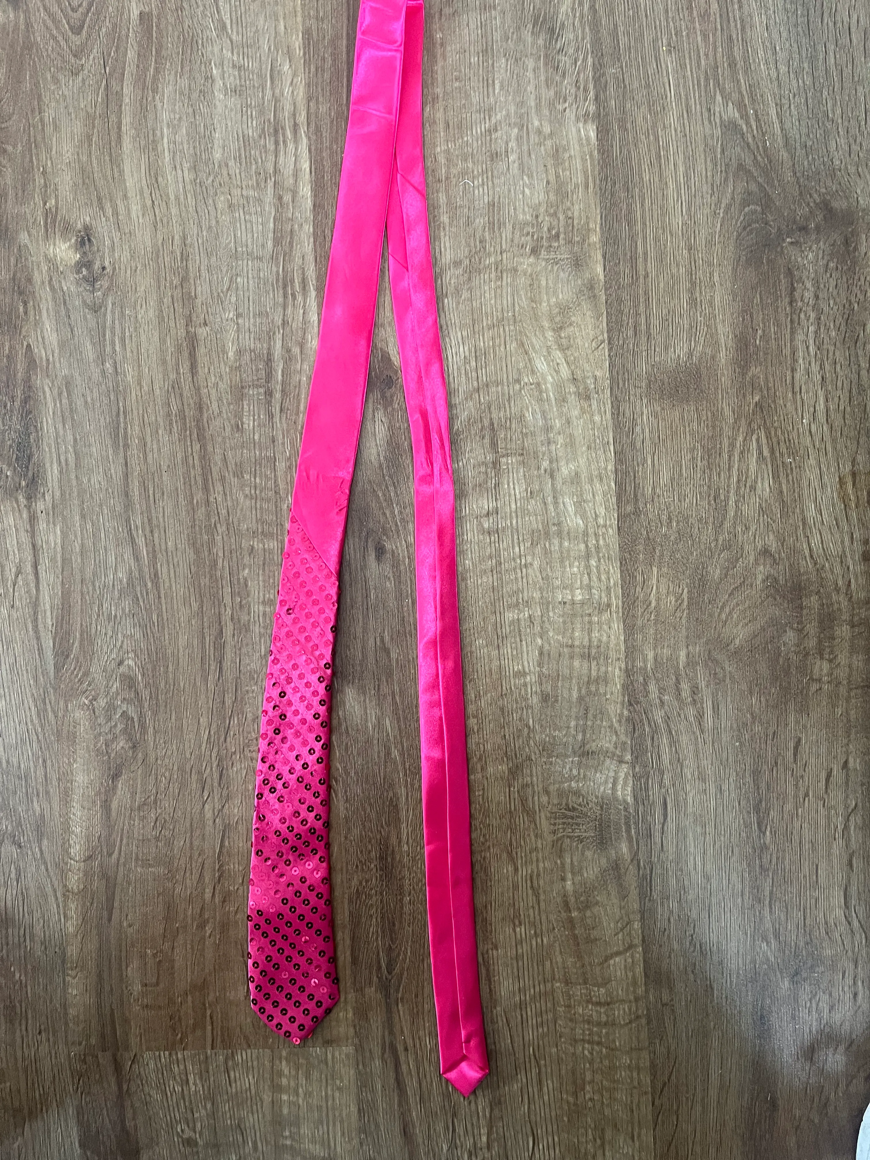 Tie- Pink Sequin