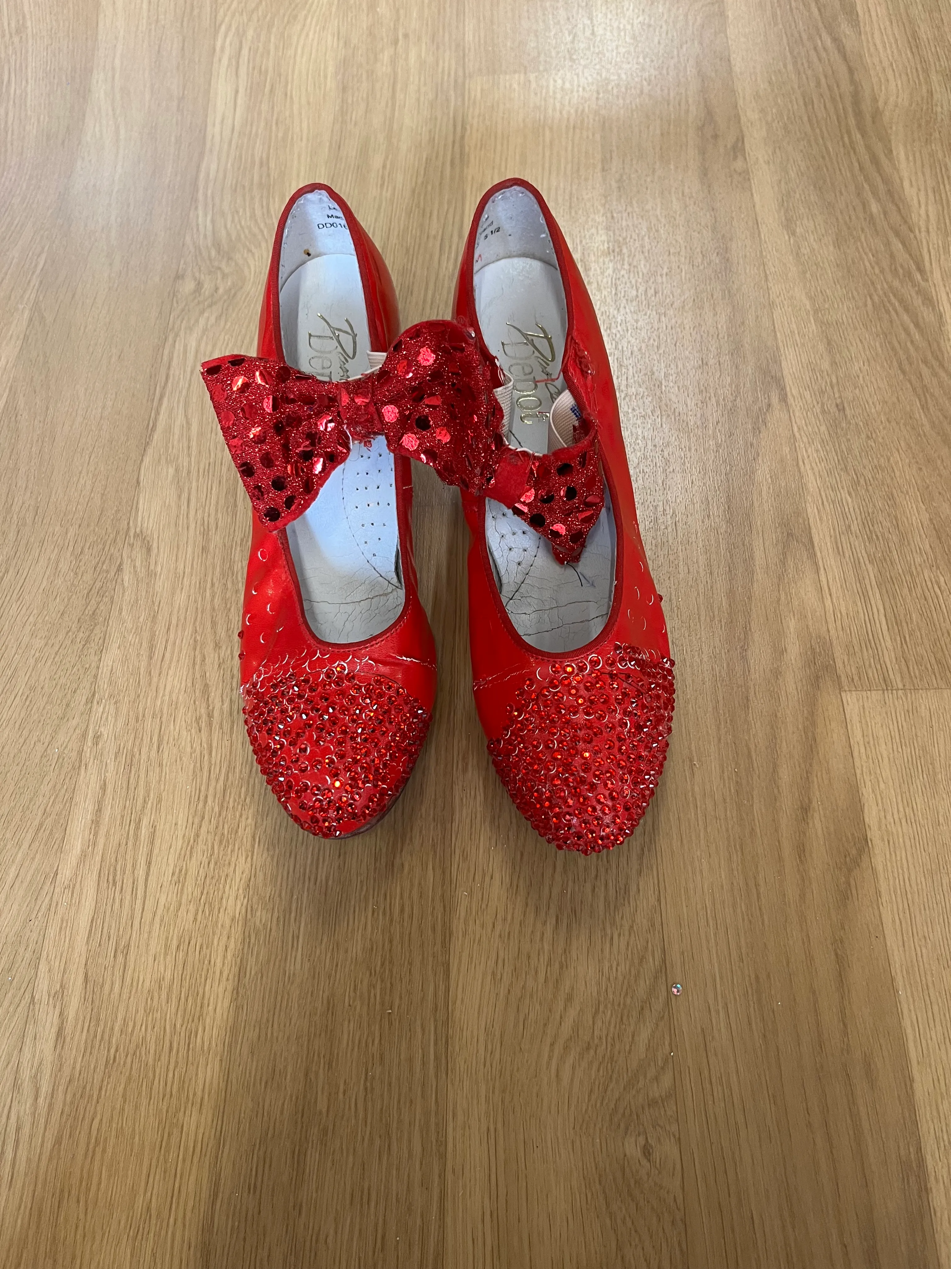 Heels- Red Bow