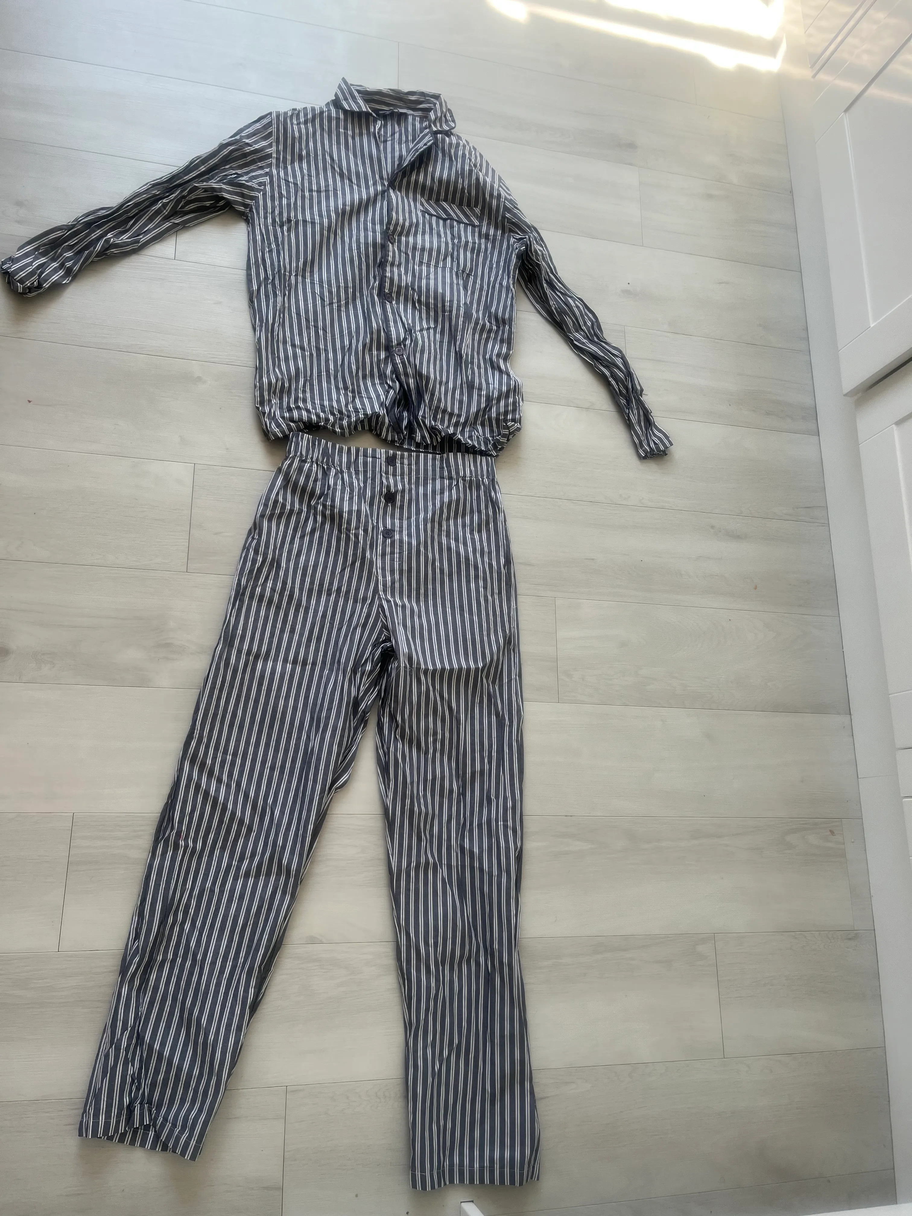 Pyjama Set- Dark Grey Striped