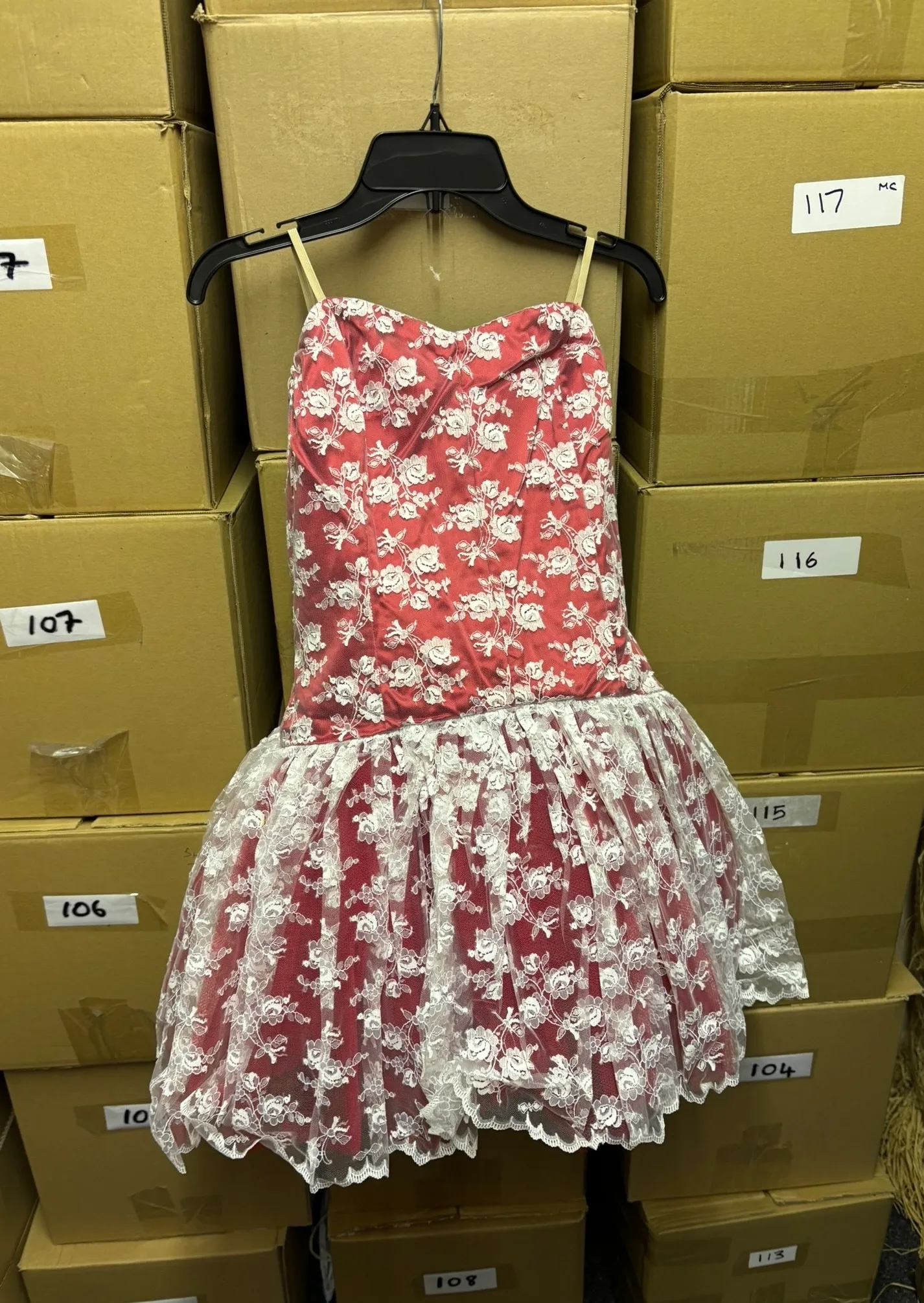 Tutu- Red and white lace design