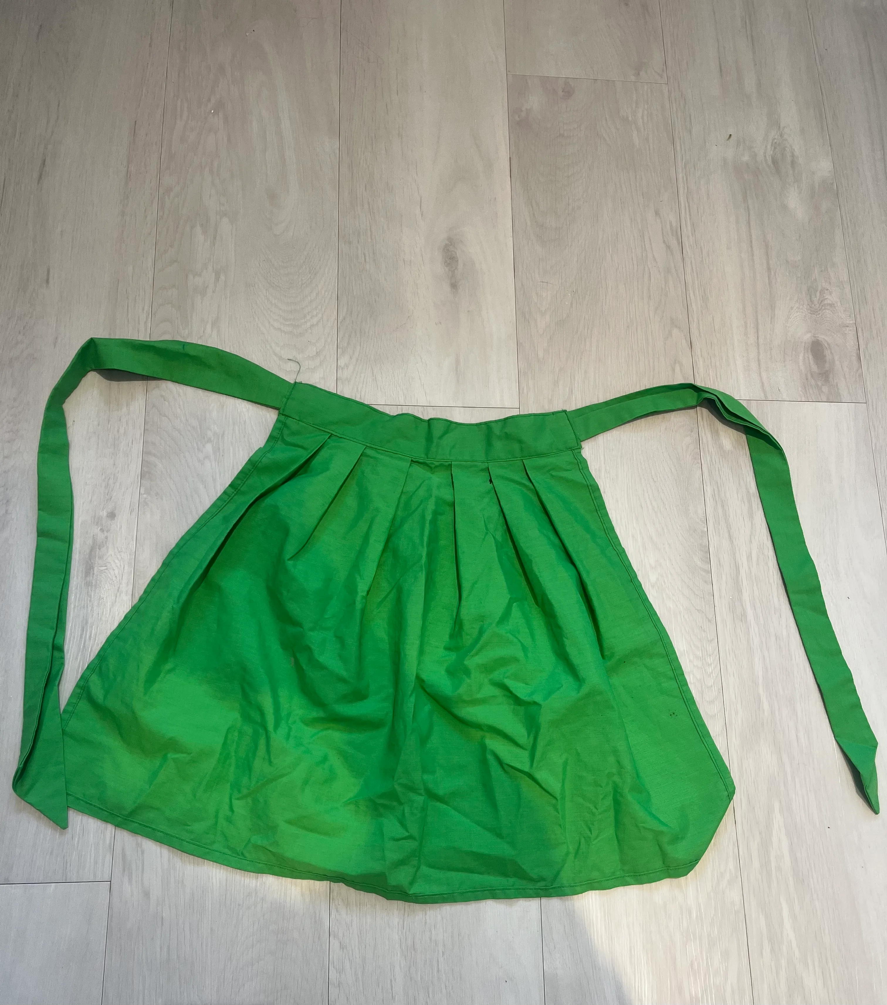 Pinnie- Green different shades