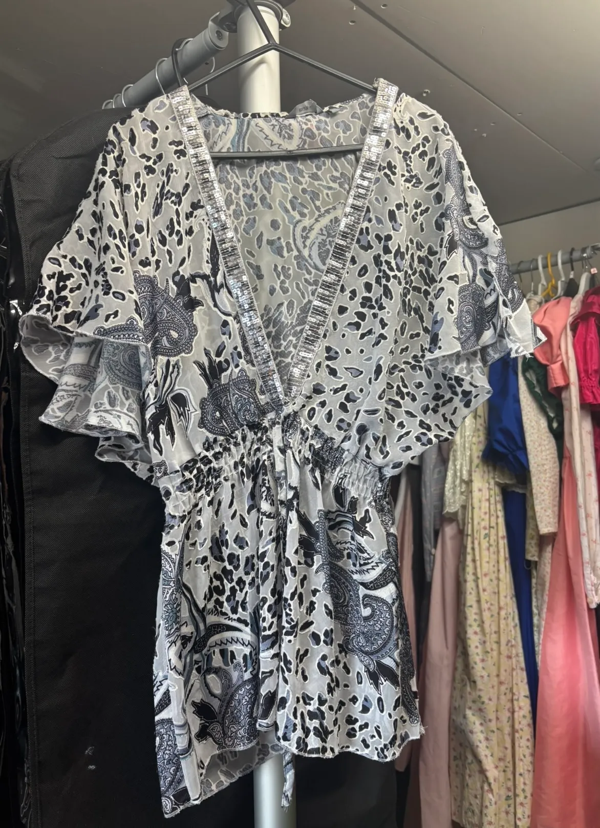 Top- Black patterned 