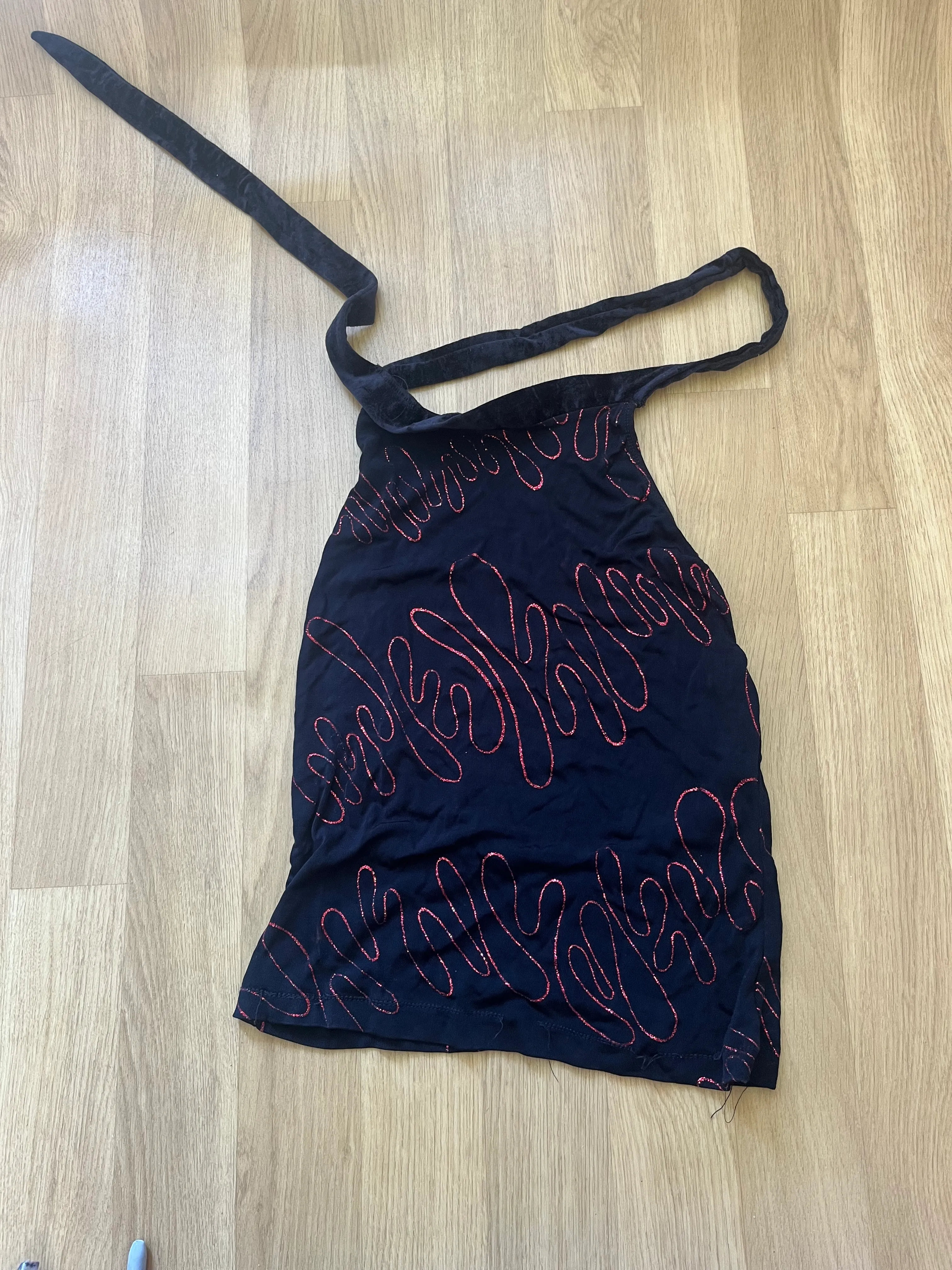 Top- Red and black tie up