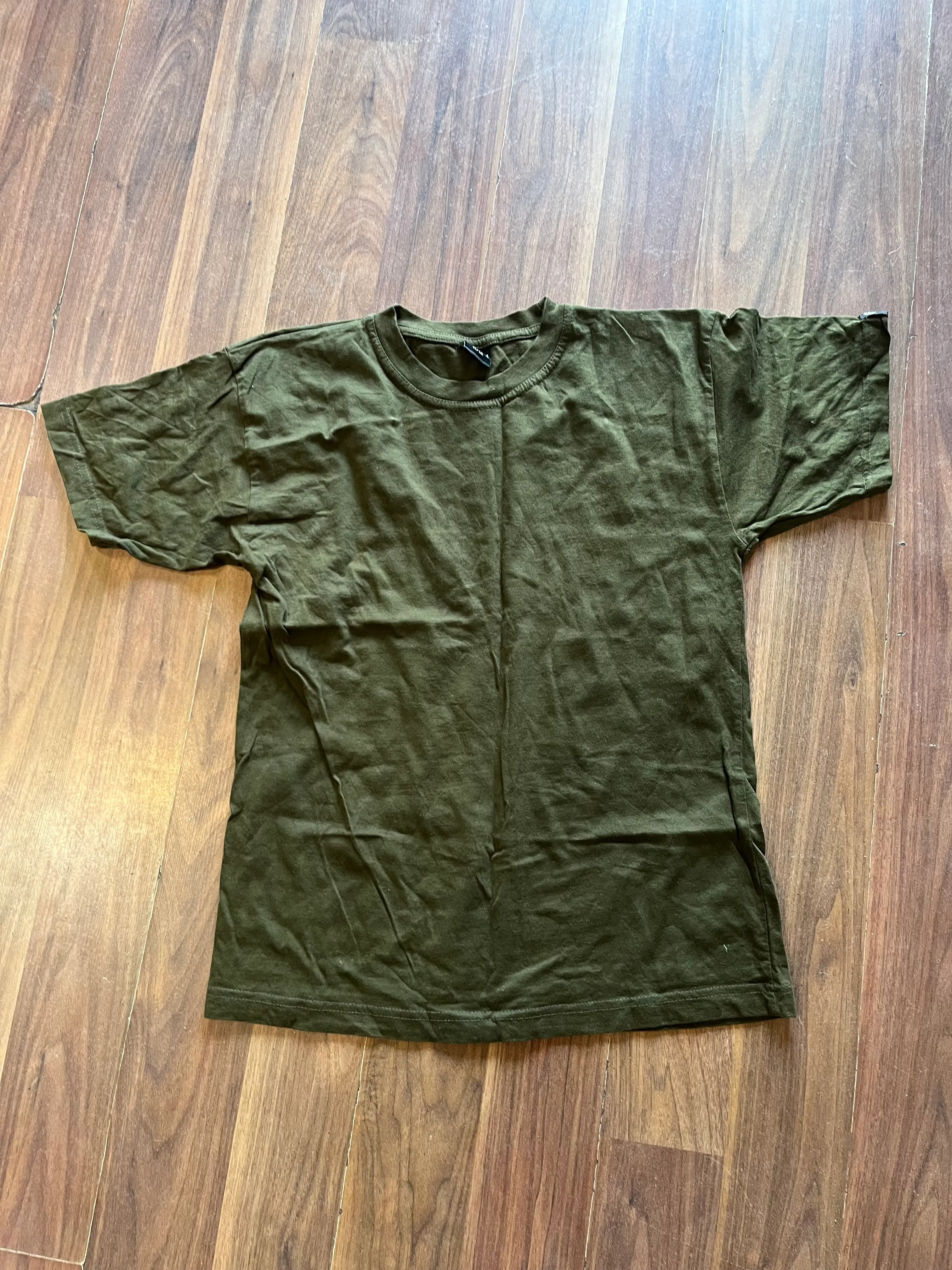 T-Shirt - Dark Green Cameo