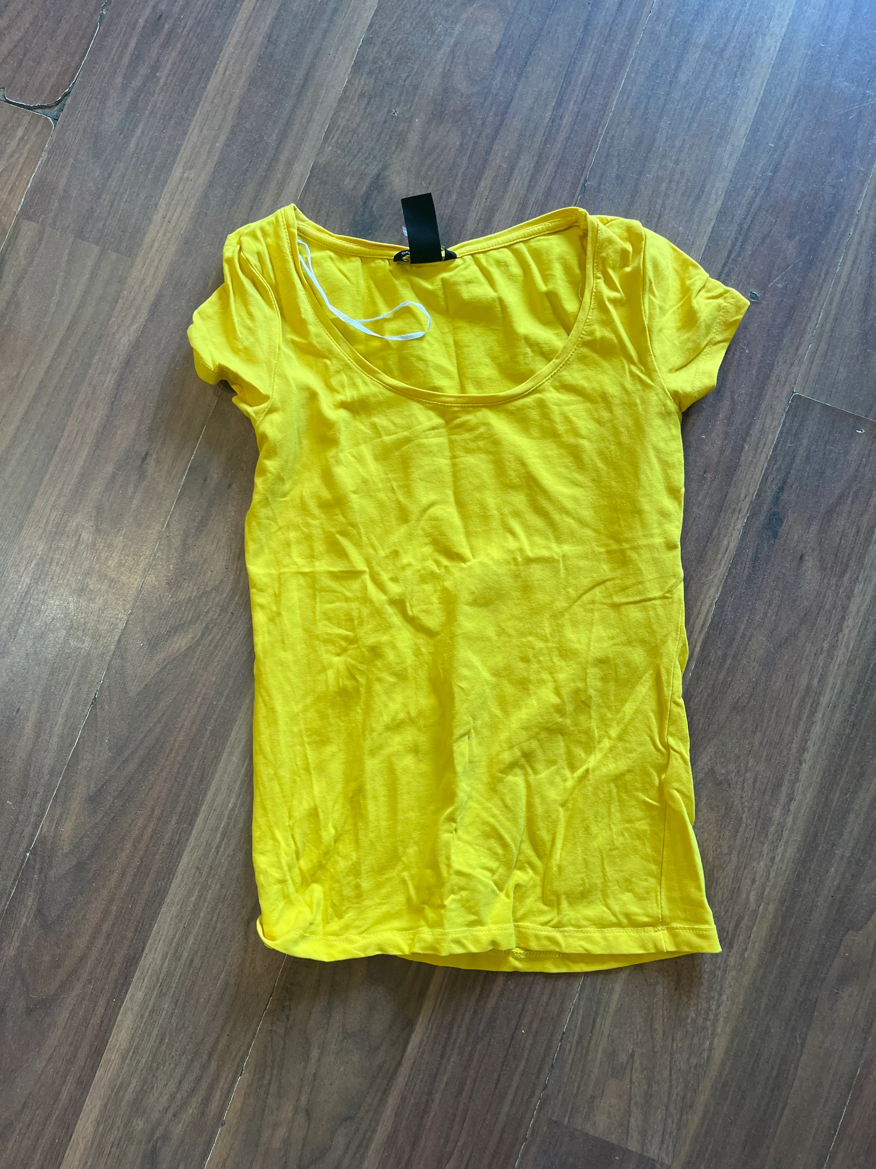 T-Shirt - Bright Yellow