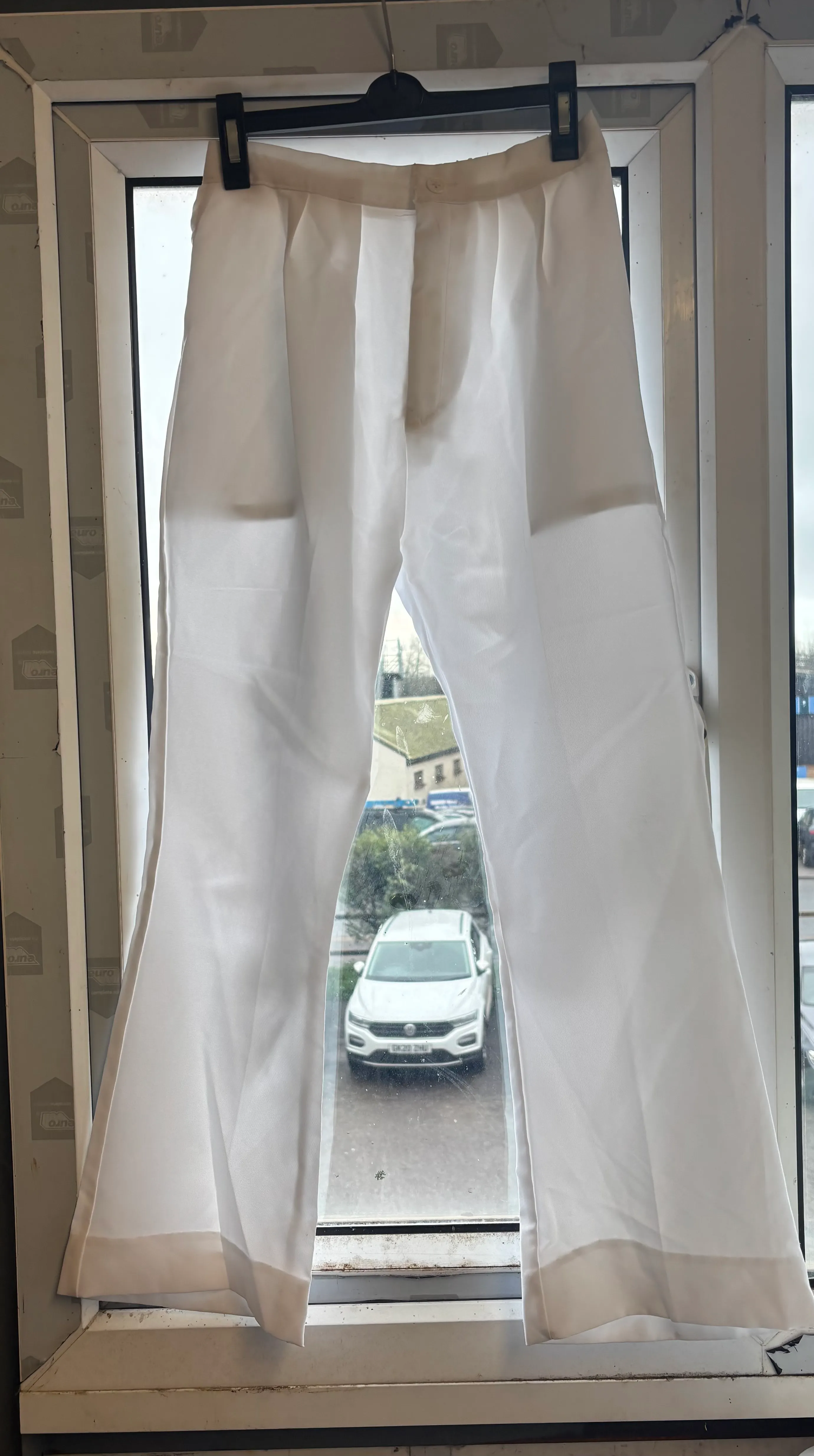 Trousers- White Elastic With button and pockets