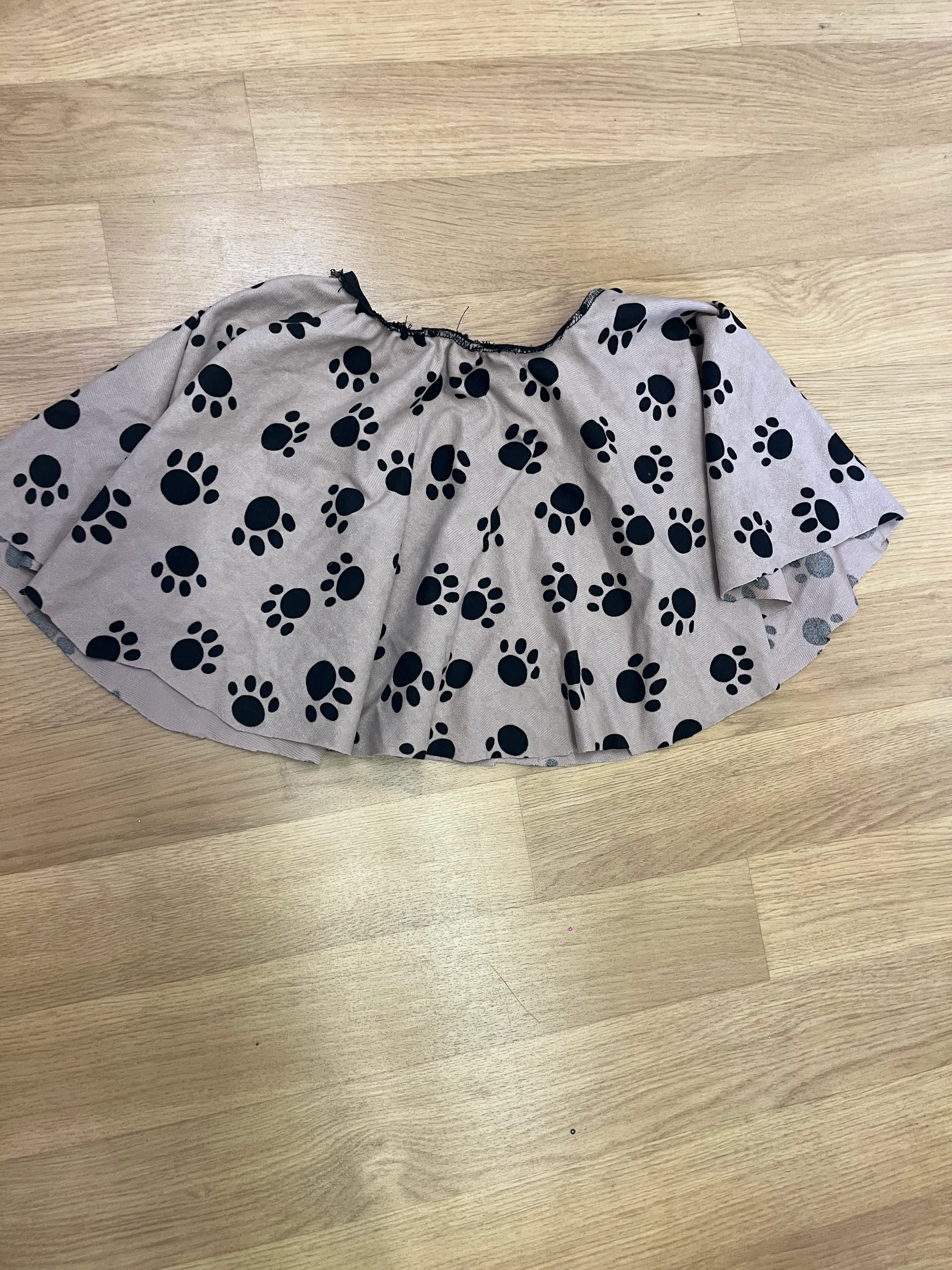 Skirt- Paw print 