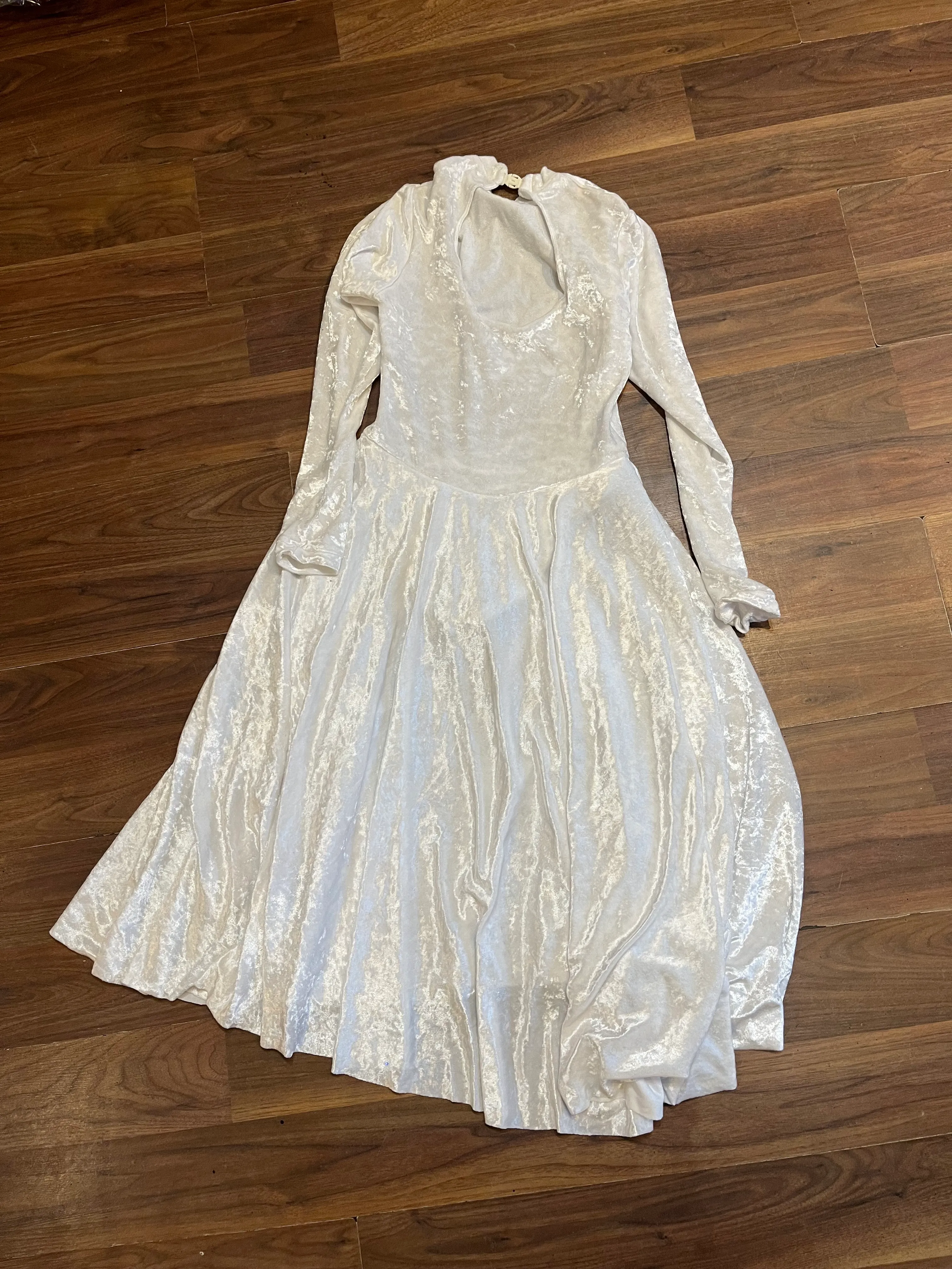 Lyrical dress- white velour long sleeve