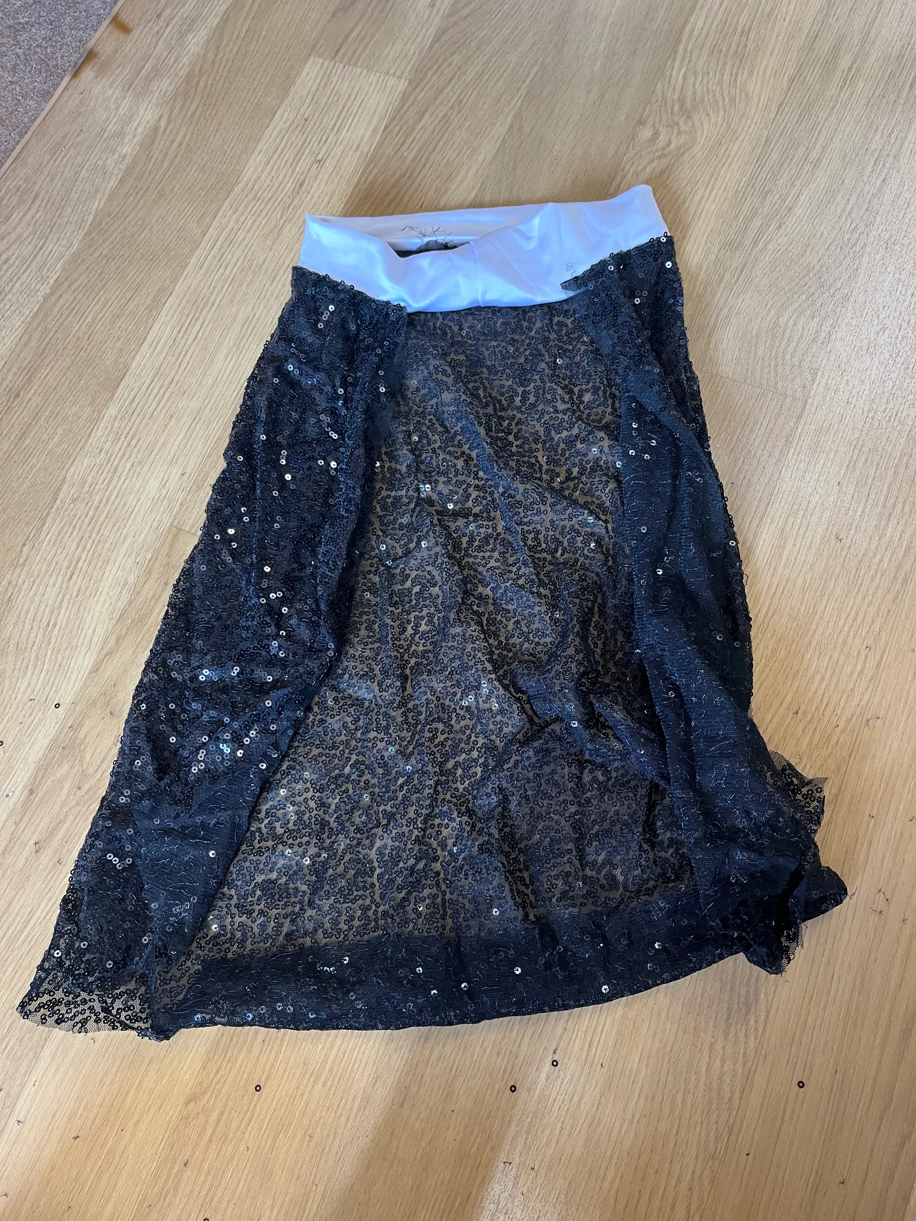 Nun Headpiece- Sparkly black and white