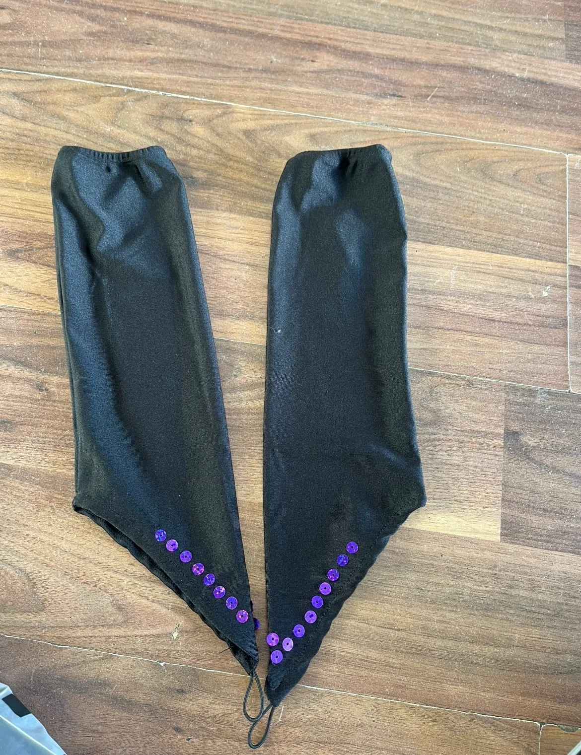 Arm Sleeves- Black with purple outline