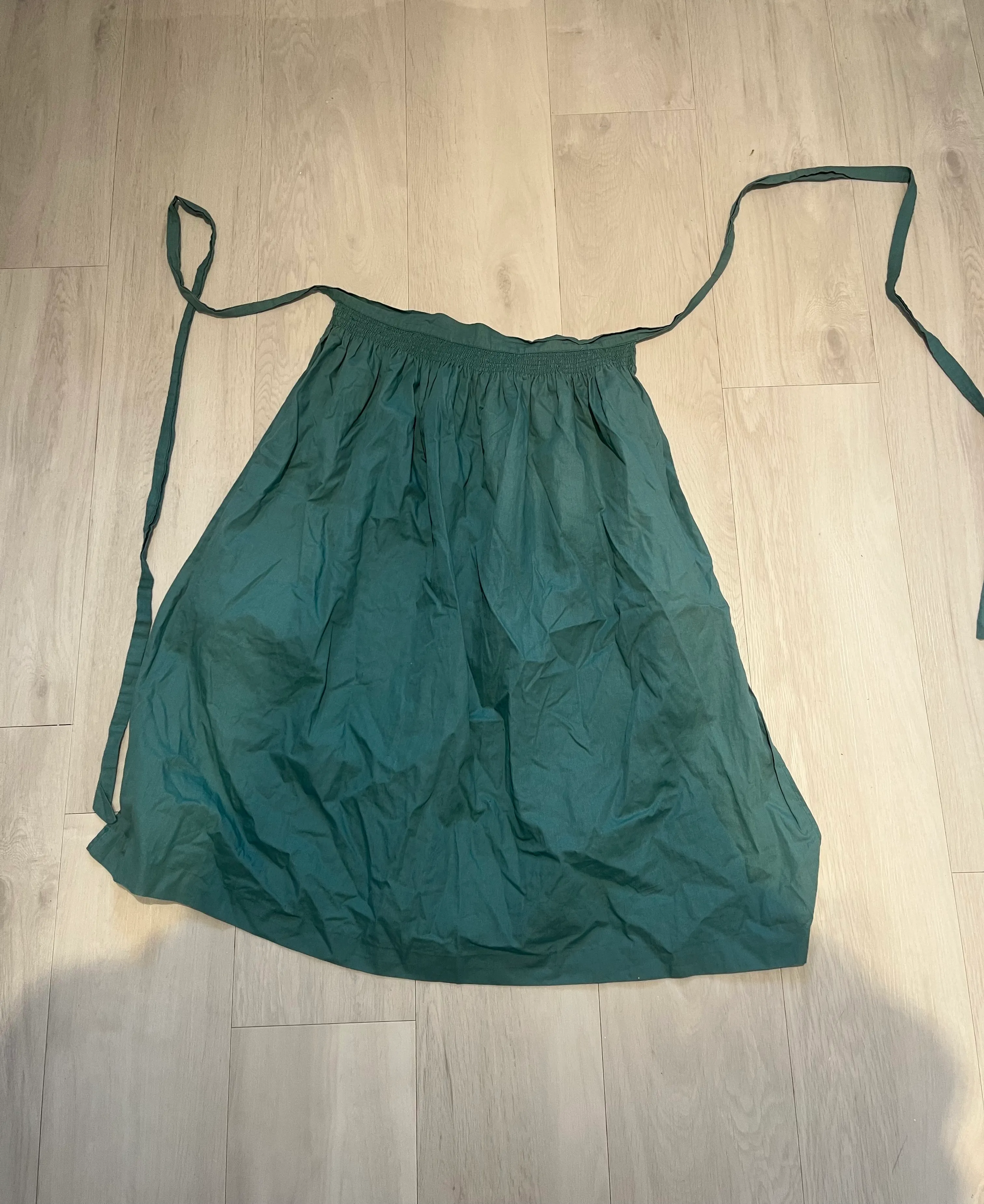 Pinnie- Dark Green