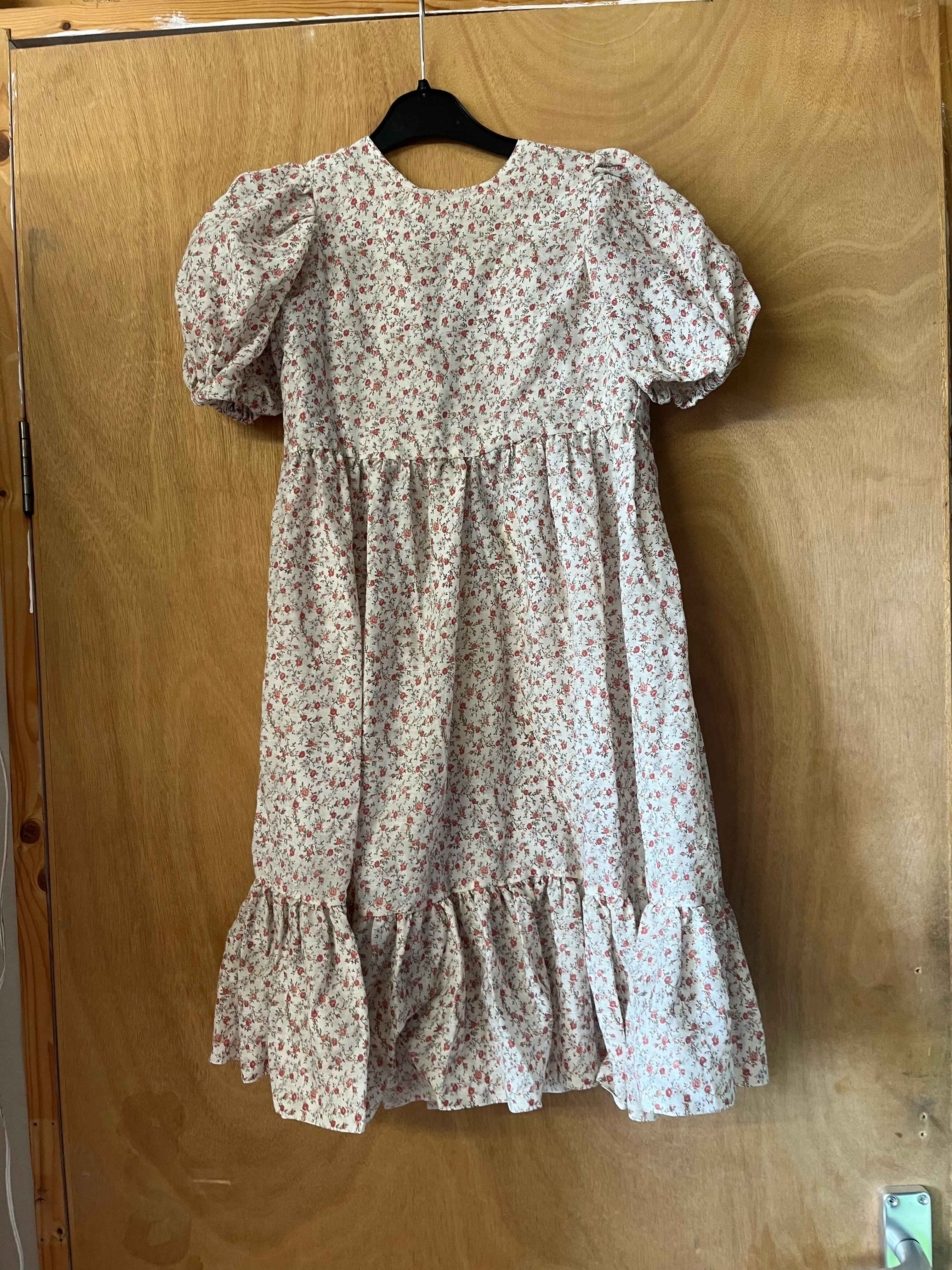 Dresses- Victorian Various patterns