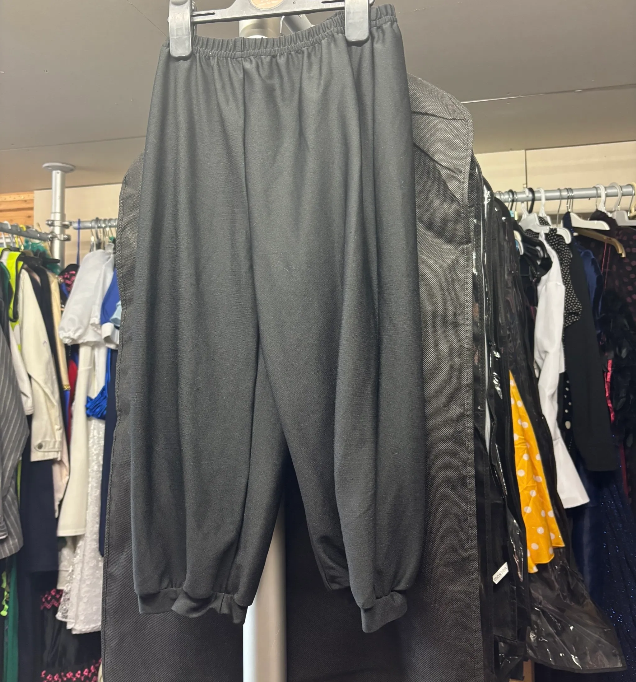 Trousers- Black elastic