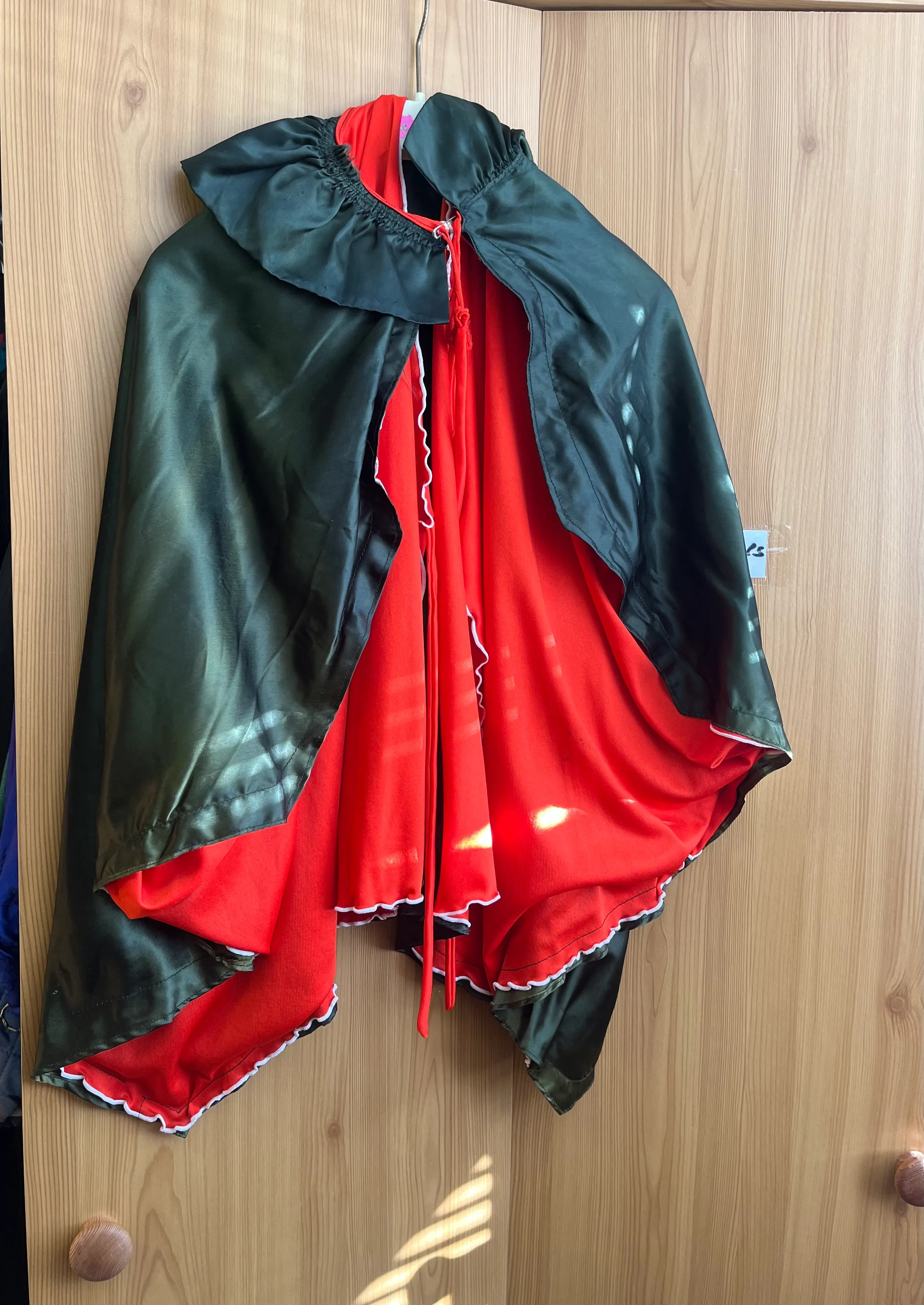 Cape- Short Red and Black