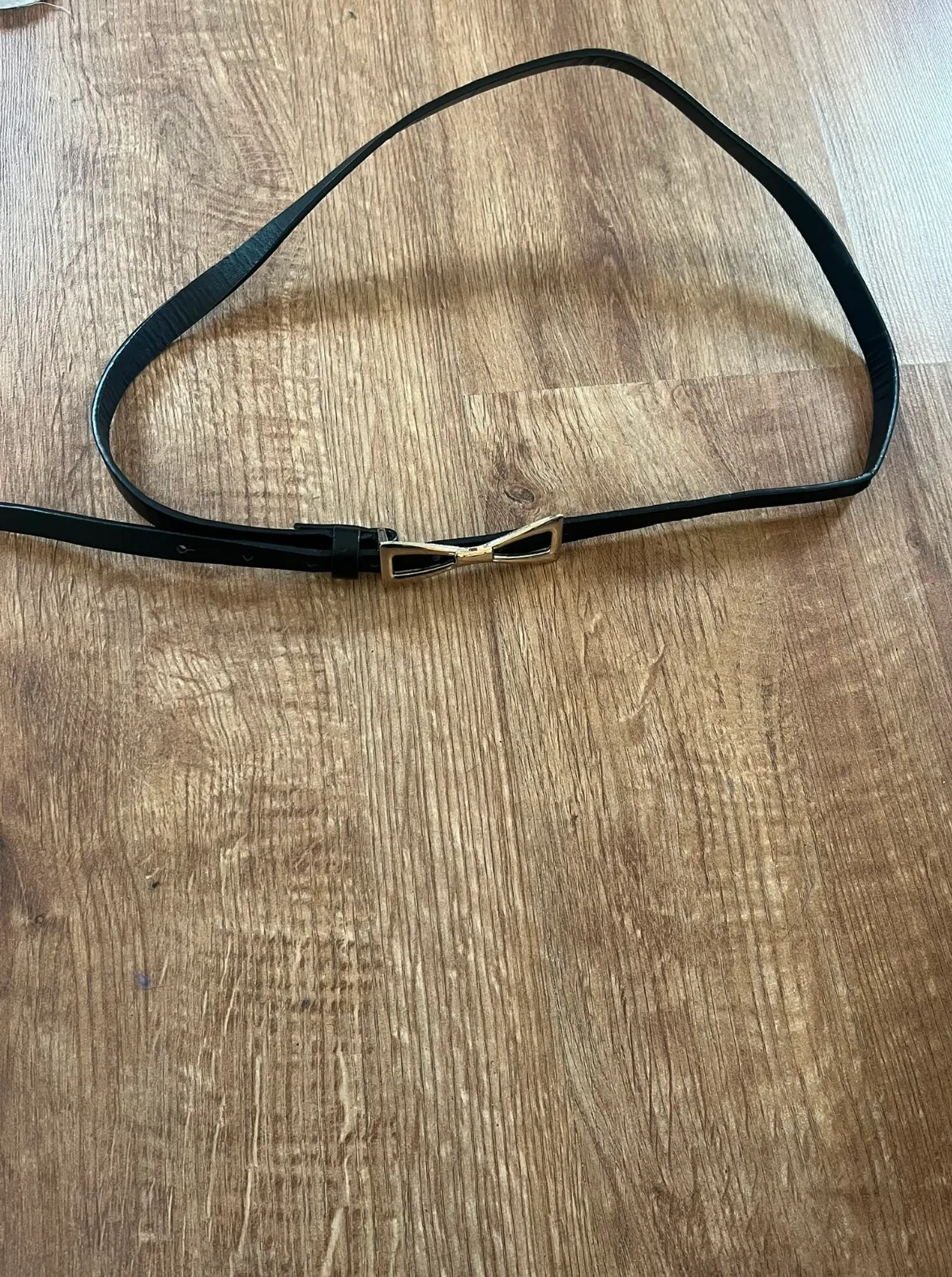 Belt- Thin Black Bow