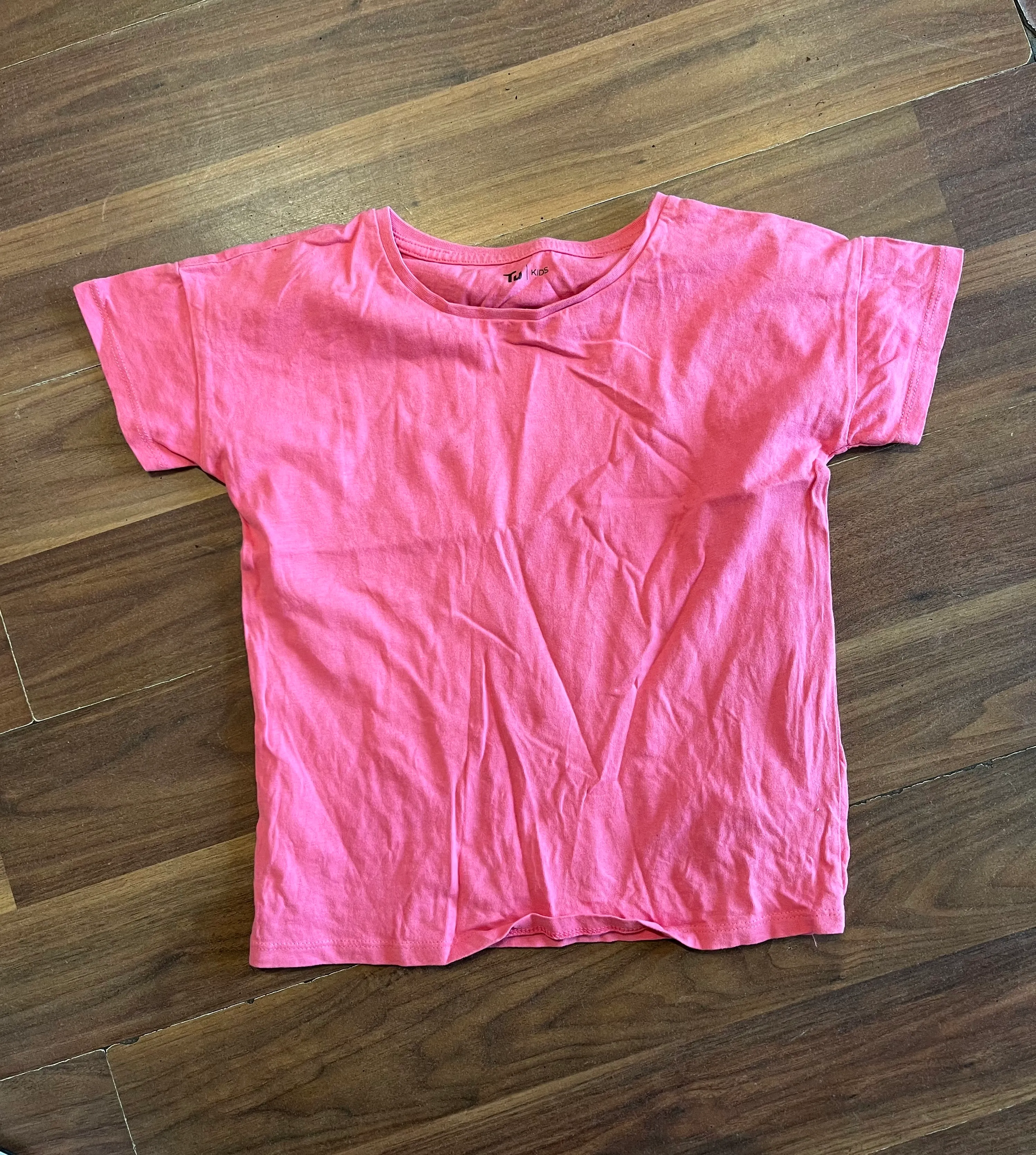 T-shirt- Pale Pink
