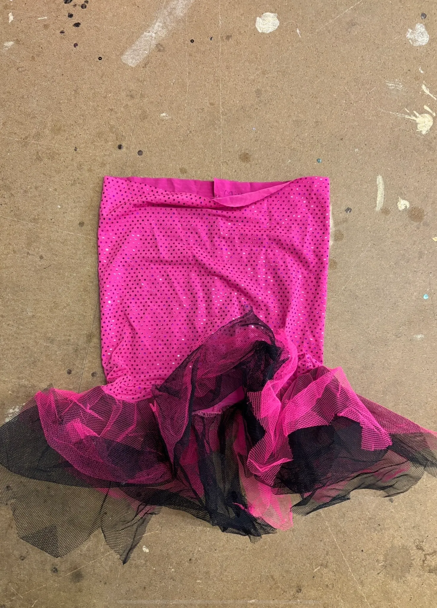 Skirt- Neon pink with net