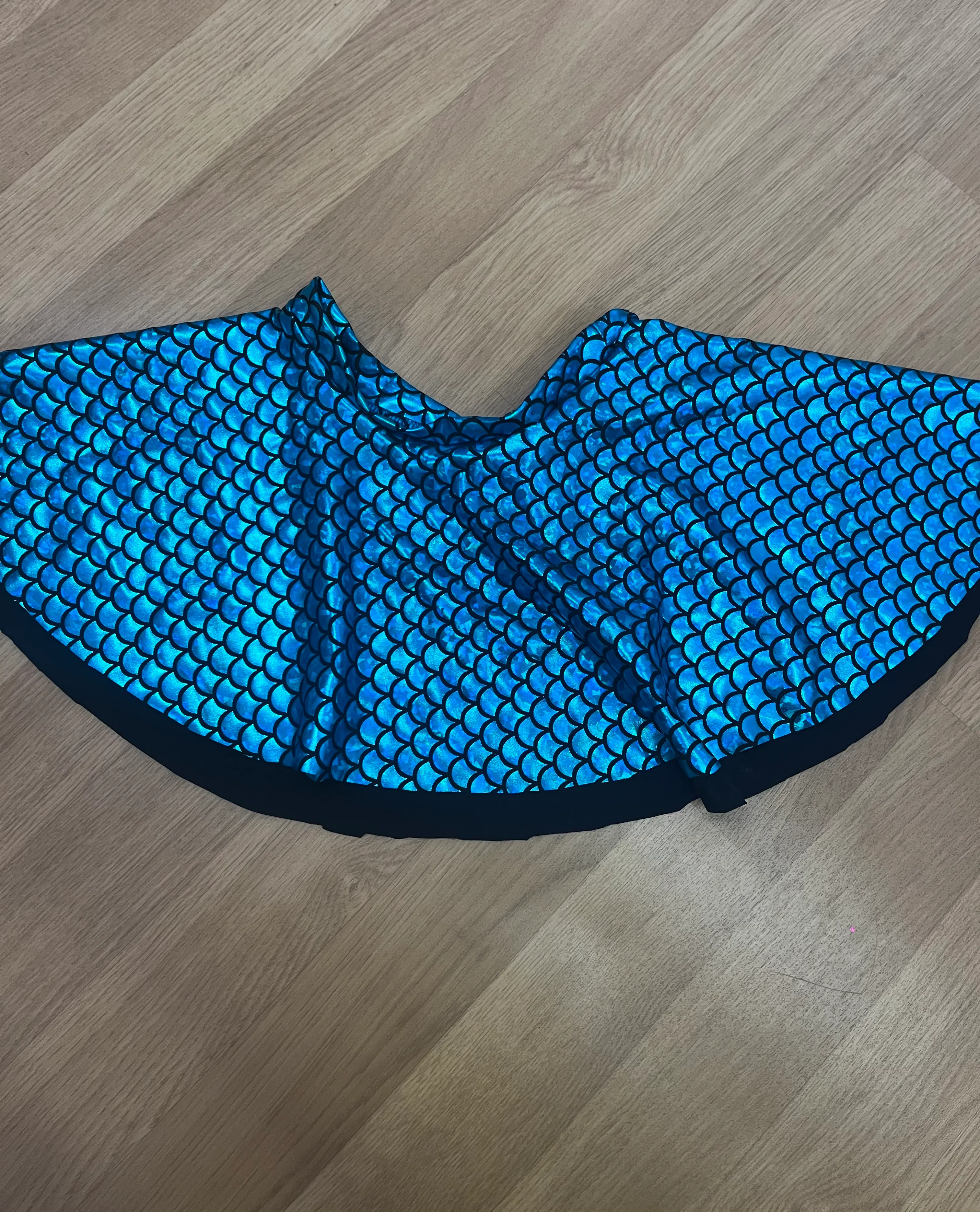 Skirt- Blue mermaid pattern