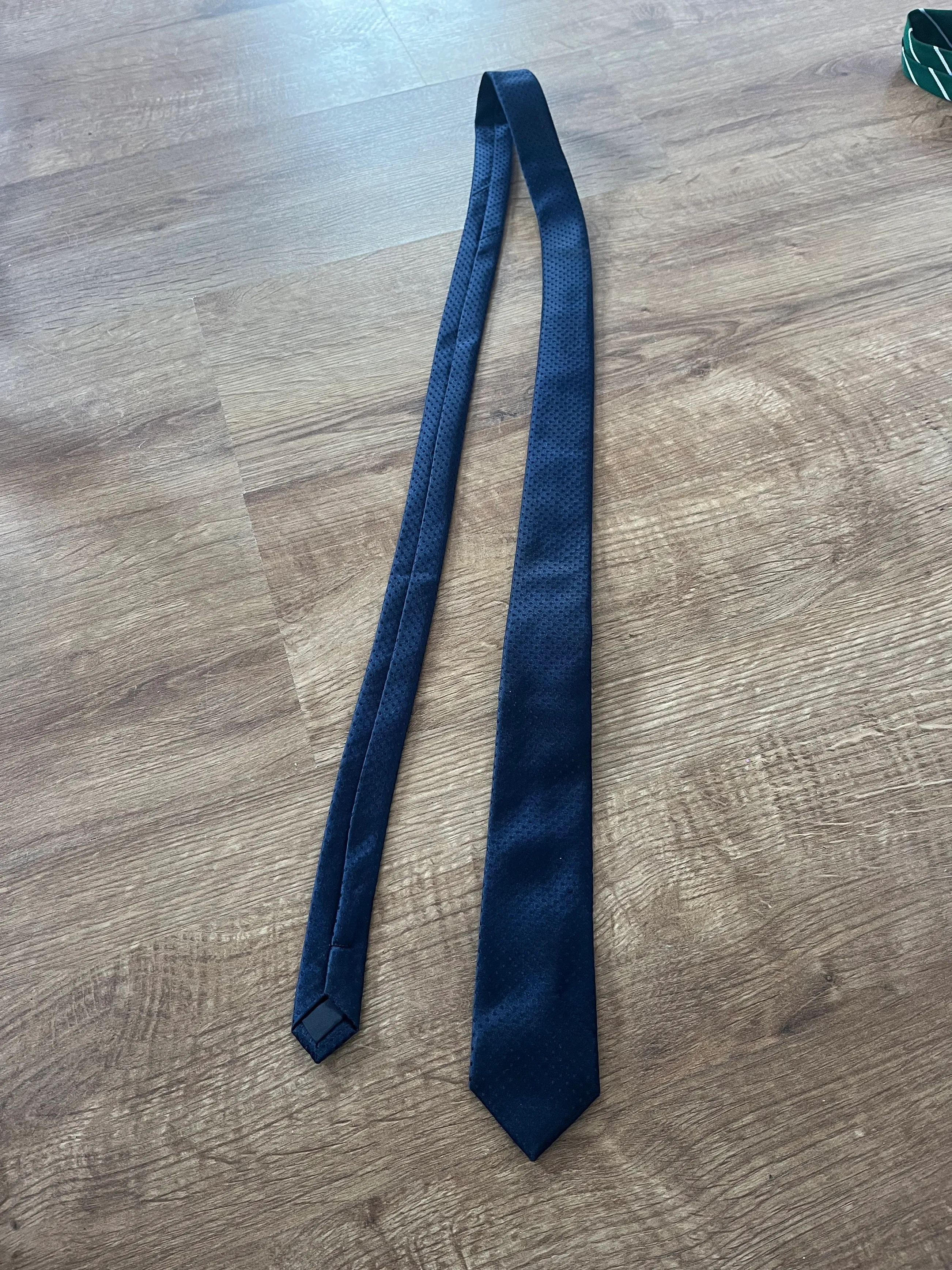 Tie- Navy dot