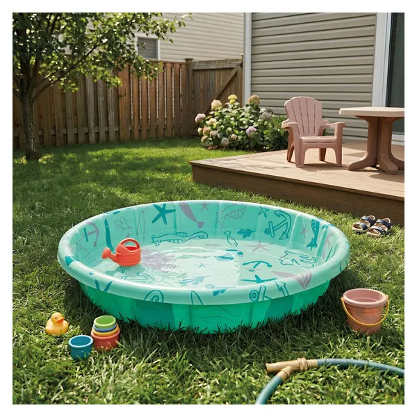 Plastic kiddie Pool