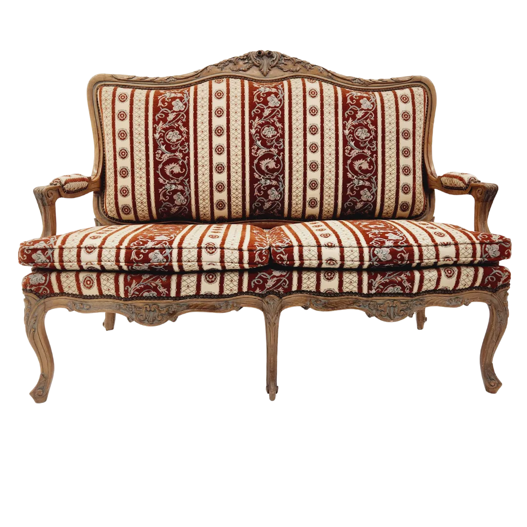 Courtney Settee