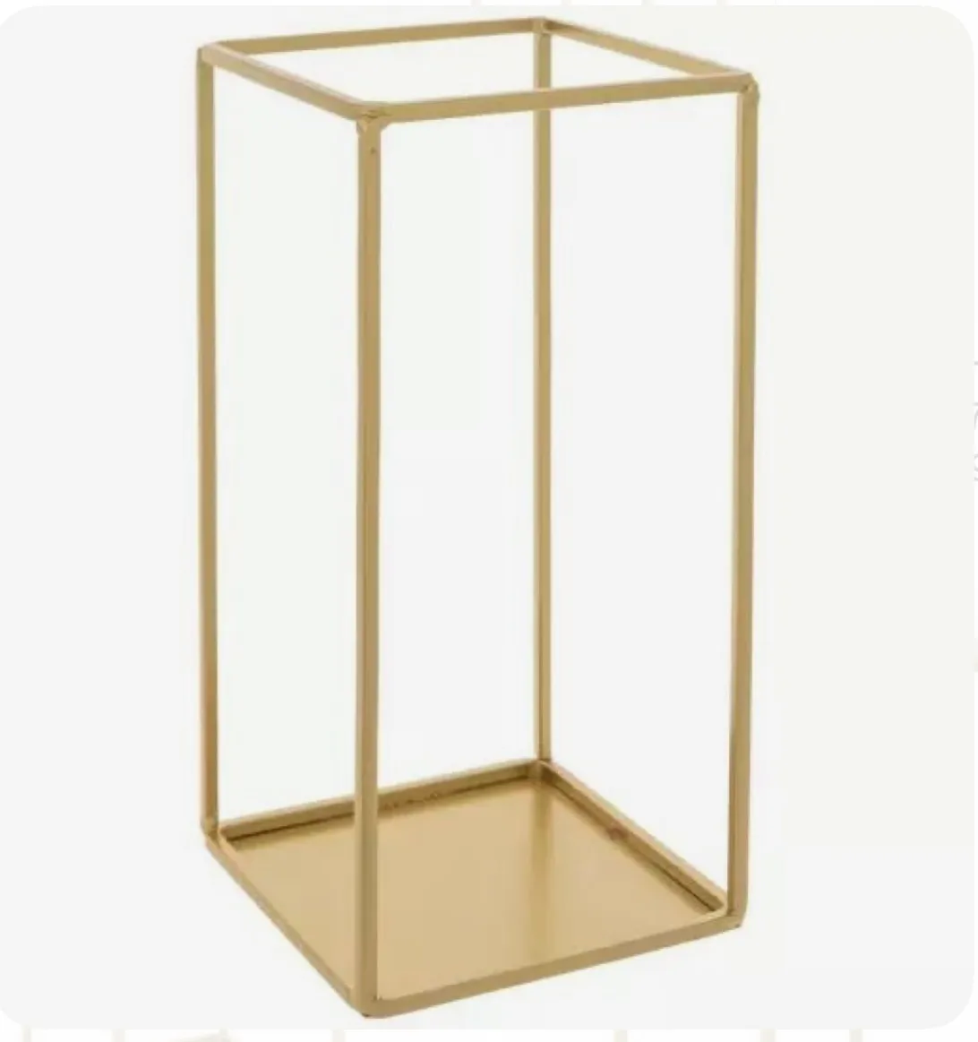 10in Gold Stand Centerpiece Frame