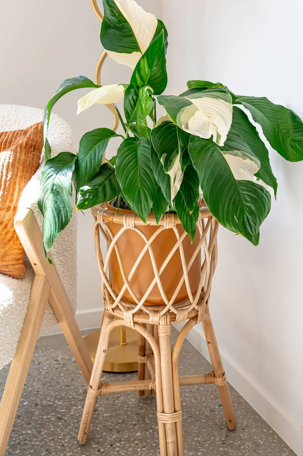 Wicker Plant Stand
