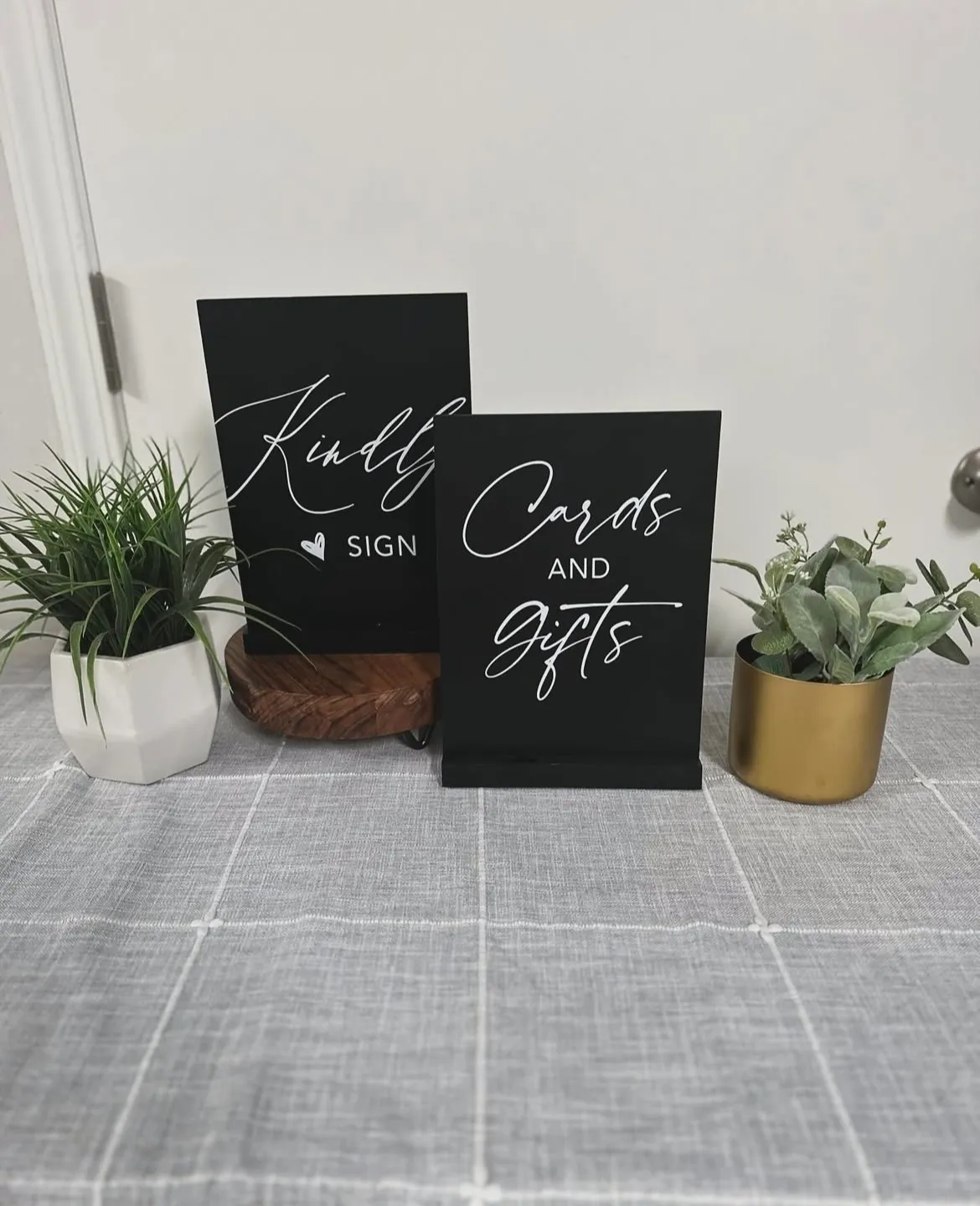 Cards & Gifts Sign