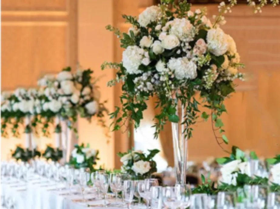 20" Tall Clear Glass Trumpet Vases for Wedding Centerpieces