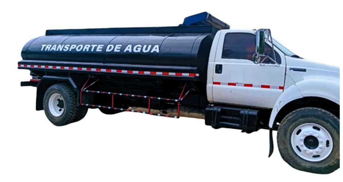 Camión Ford F800, 2003 , SOD228