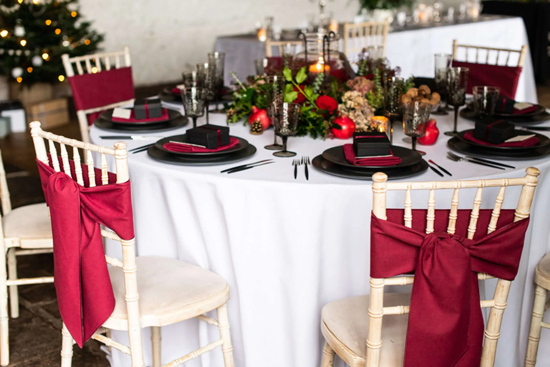 Arctic White Round Tablecloth