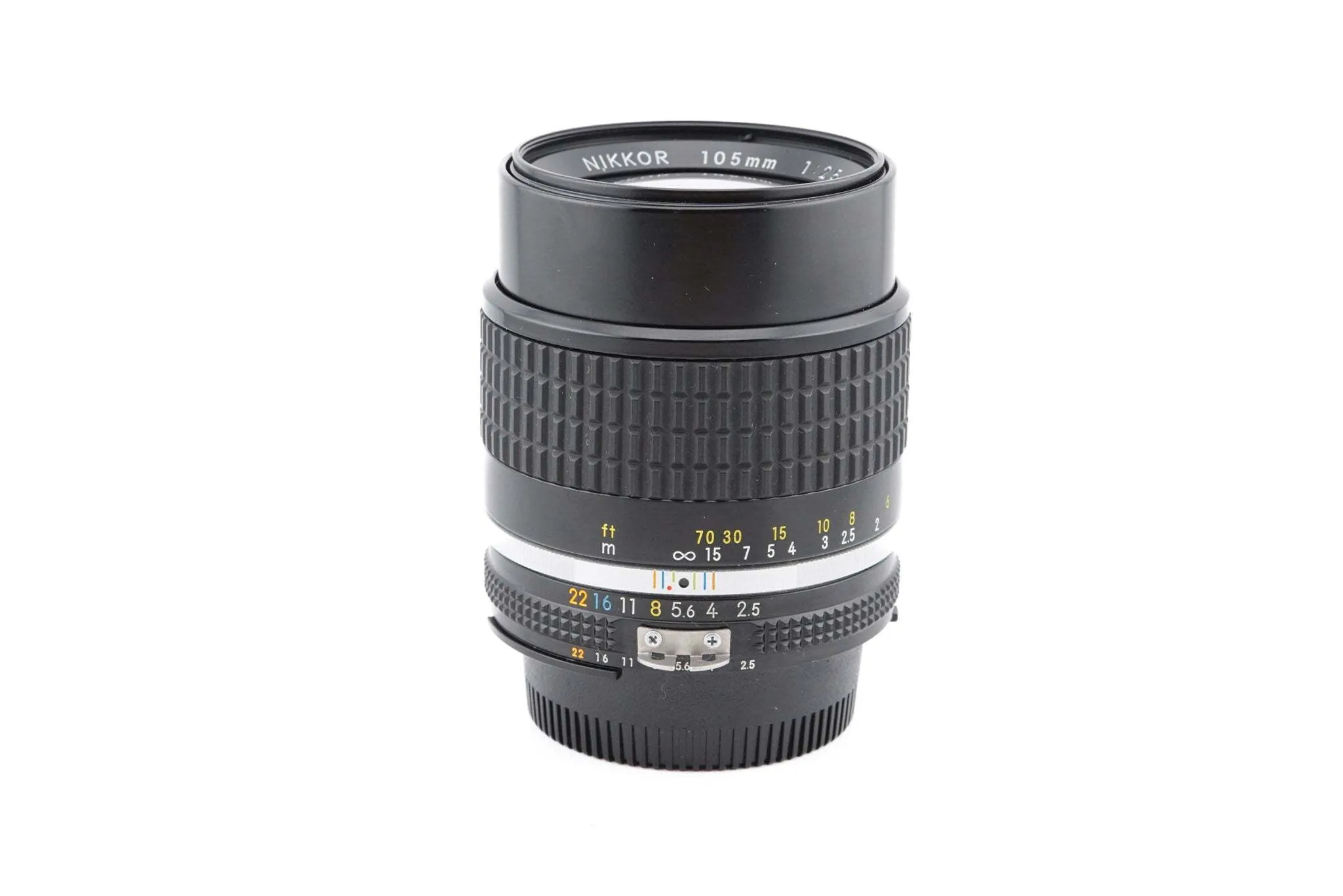 Nikon 105mm f/2.5 Ai-S