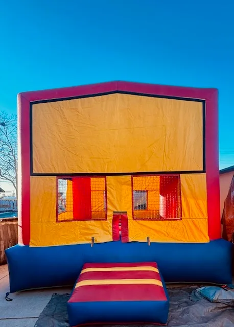  #42 Fun house with boxing gloves