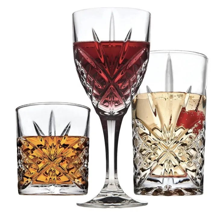 Glasses, Goblets, & Flutes