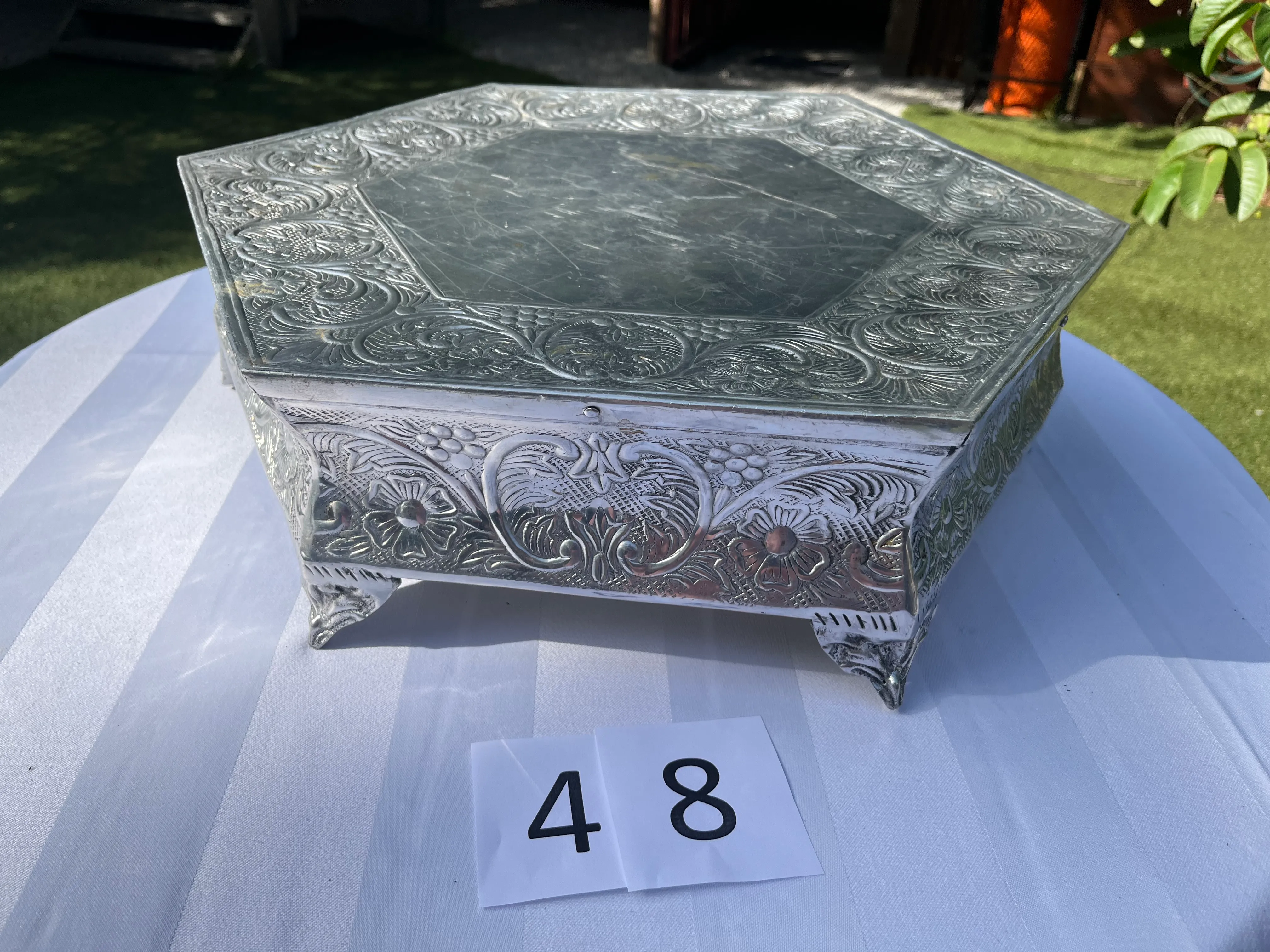 Cake Stand / Riser - Patterned Hexagonal - MED