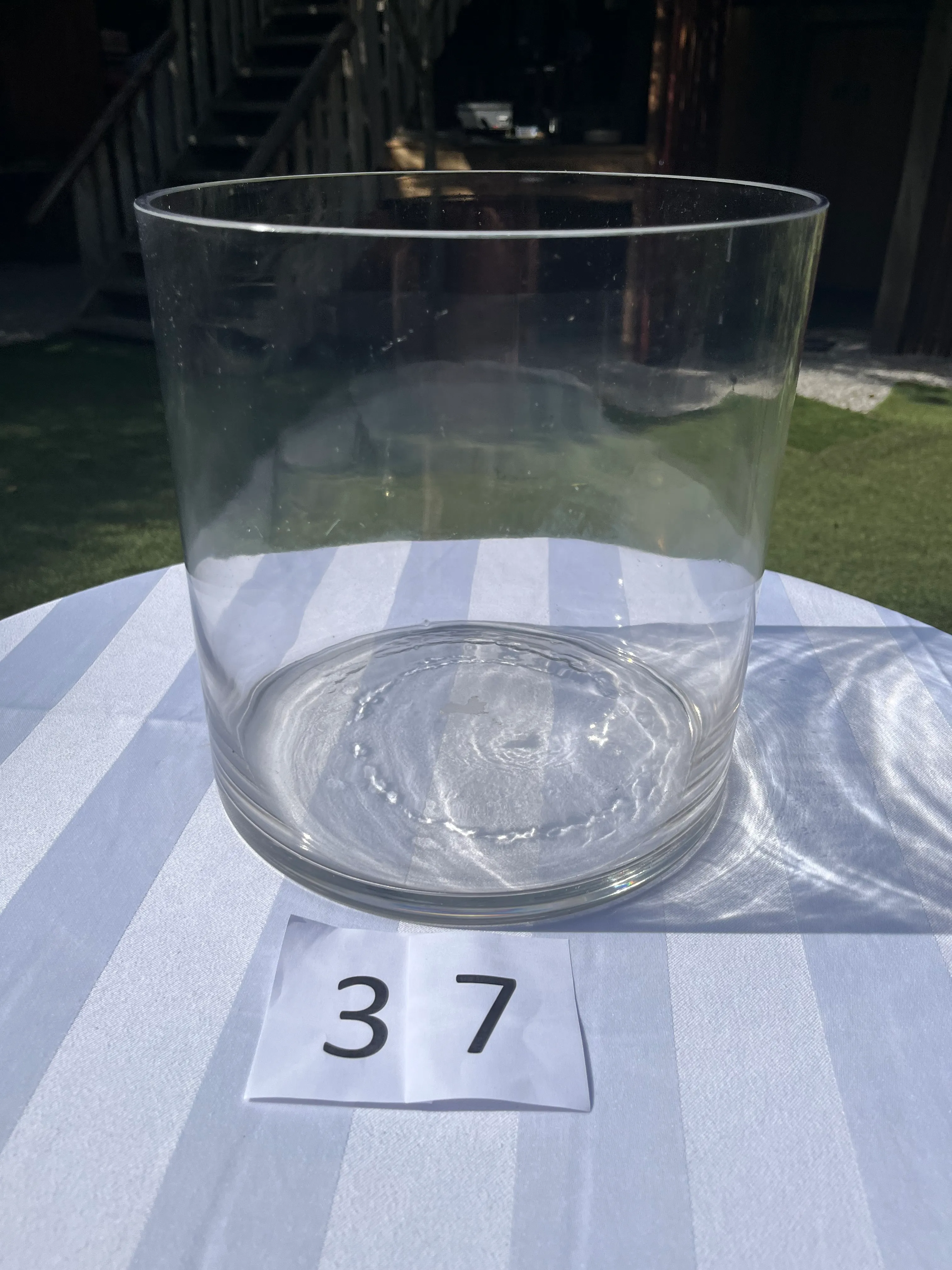 Vase / Sweetie Jar - Round slight taper - clear