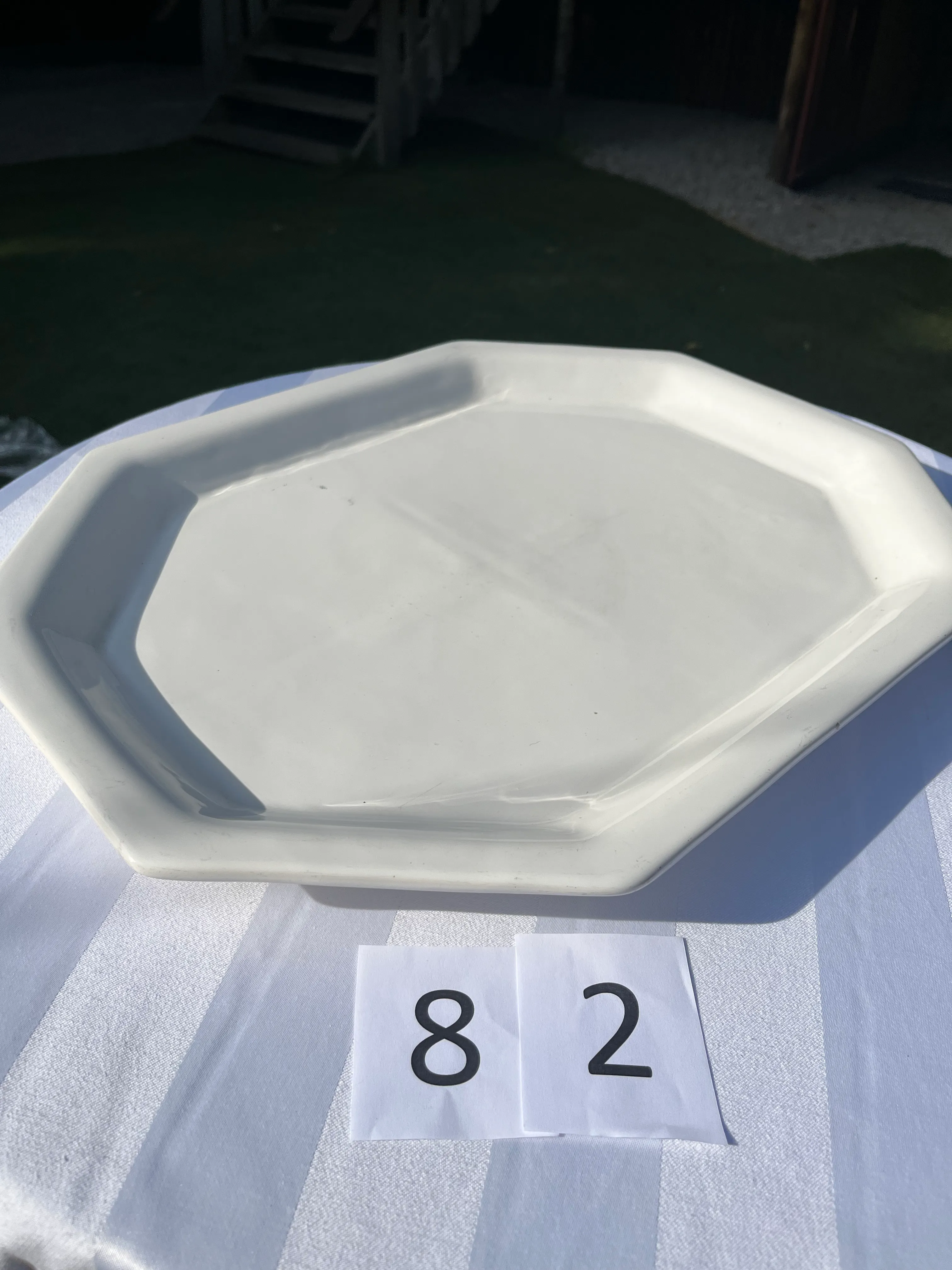 Harvest / Buffet - Porcelain Platter Octogonal - Large - 52.5cm x 41cm x flat