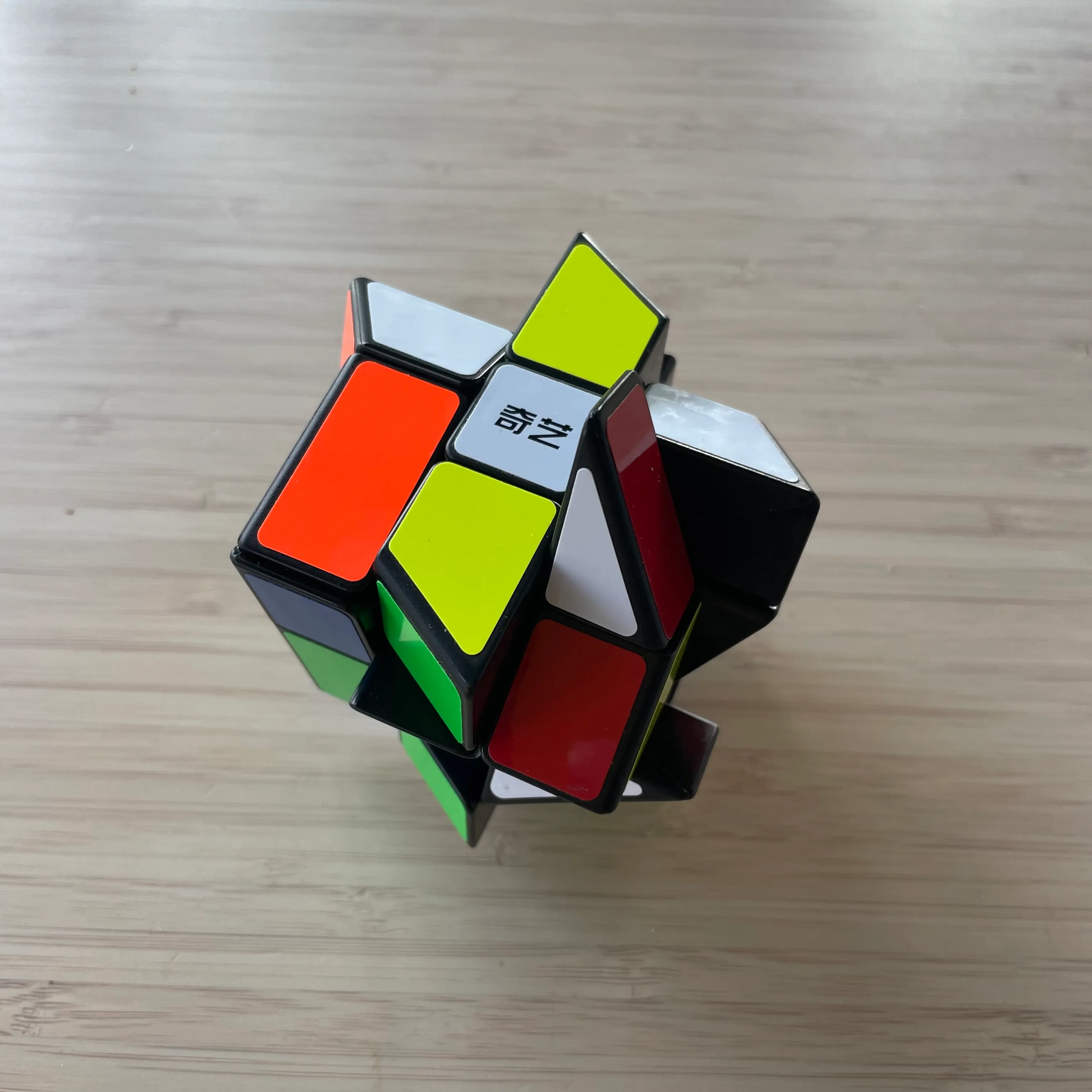 Кубик Рубика 3x3 с шипами 