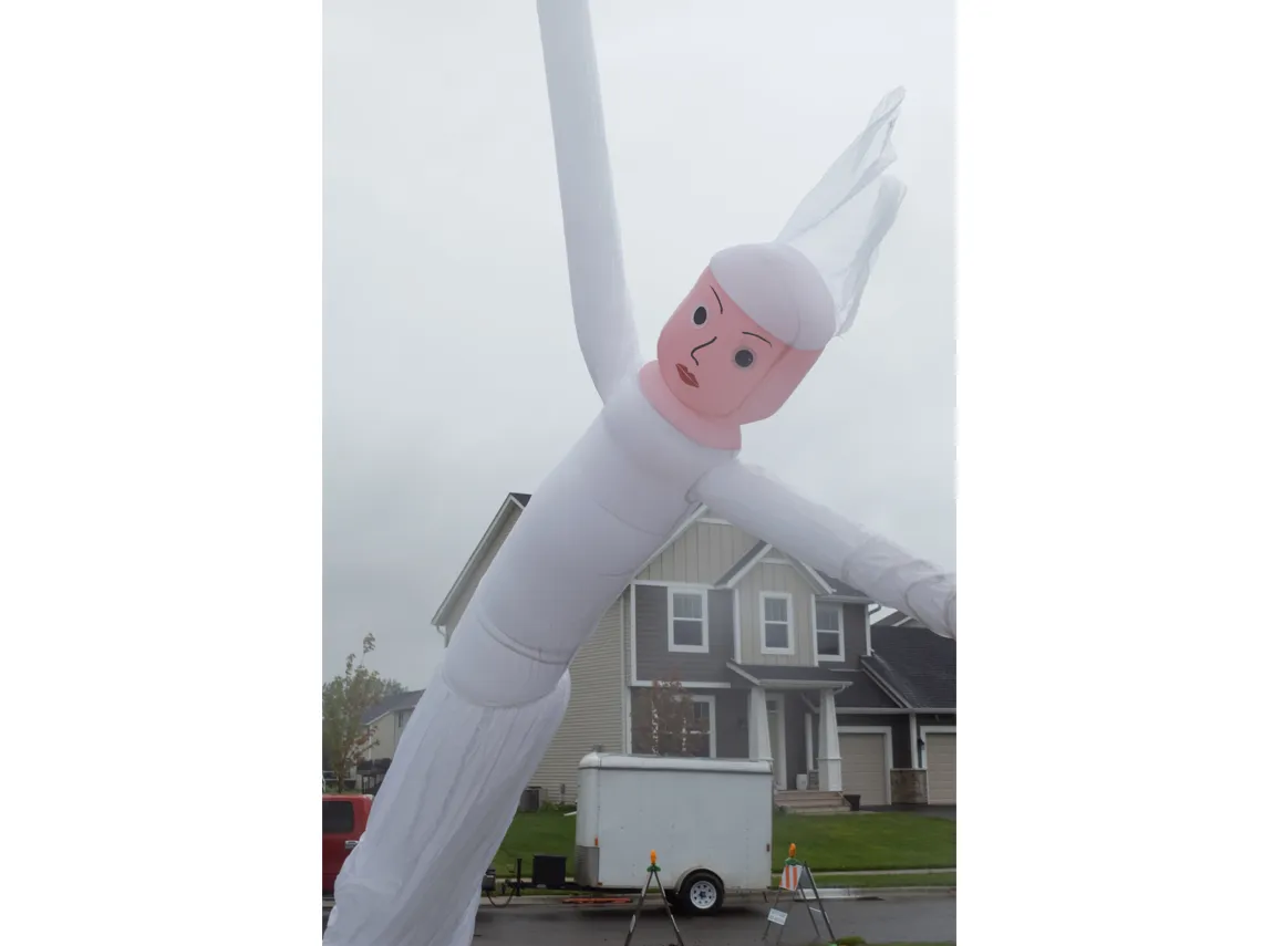 Sky Dancer Bride One Legged