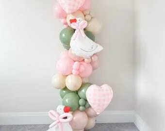 'Lucky Packet' Balloon Garland - 5ft